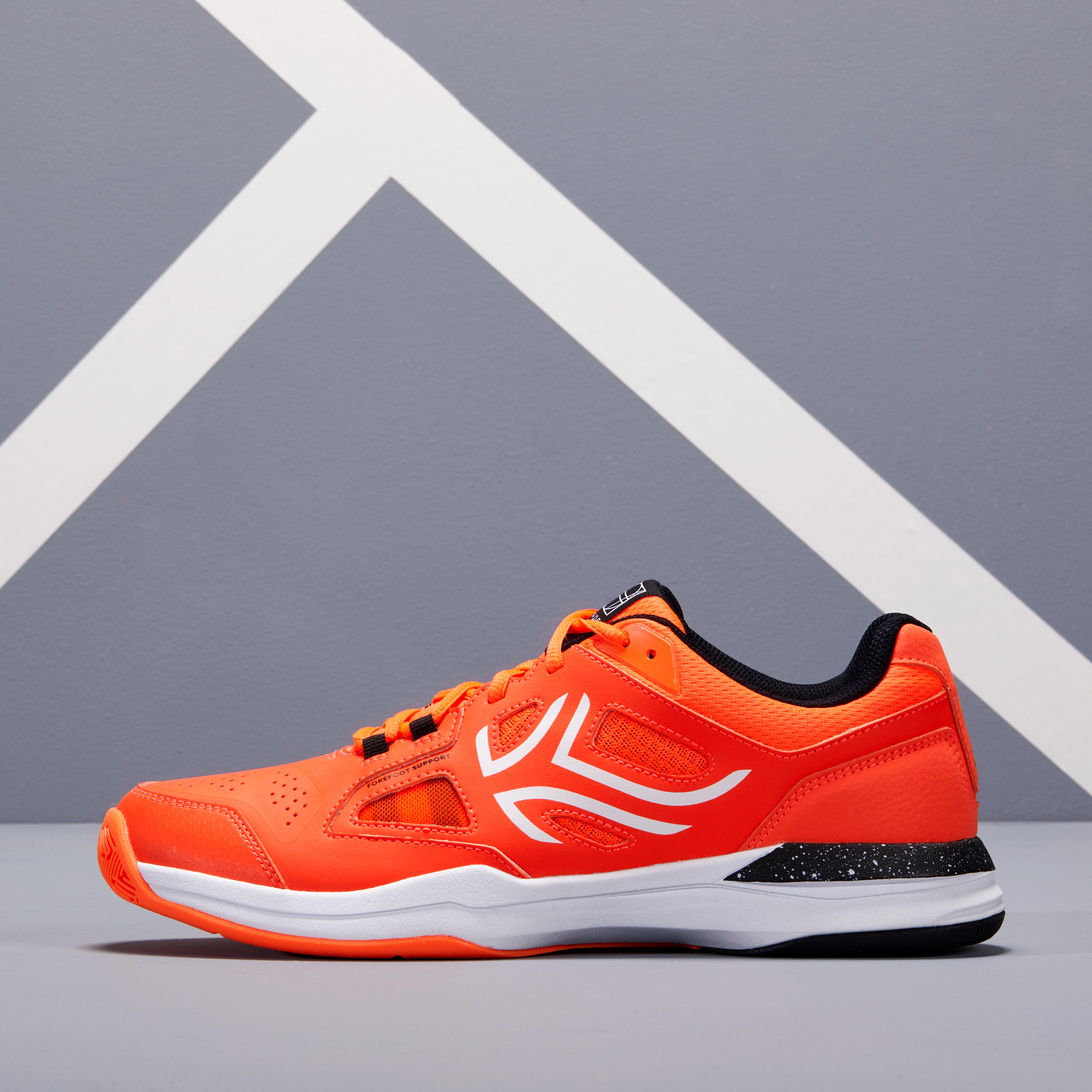orange tennis shoes