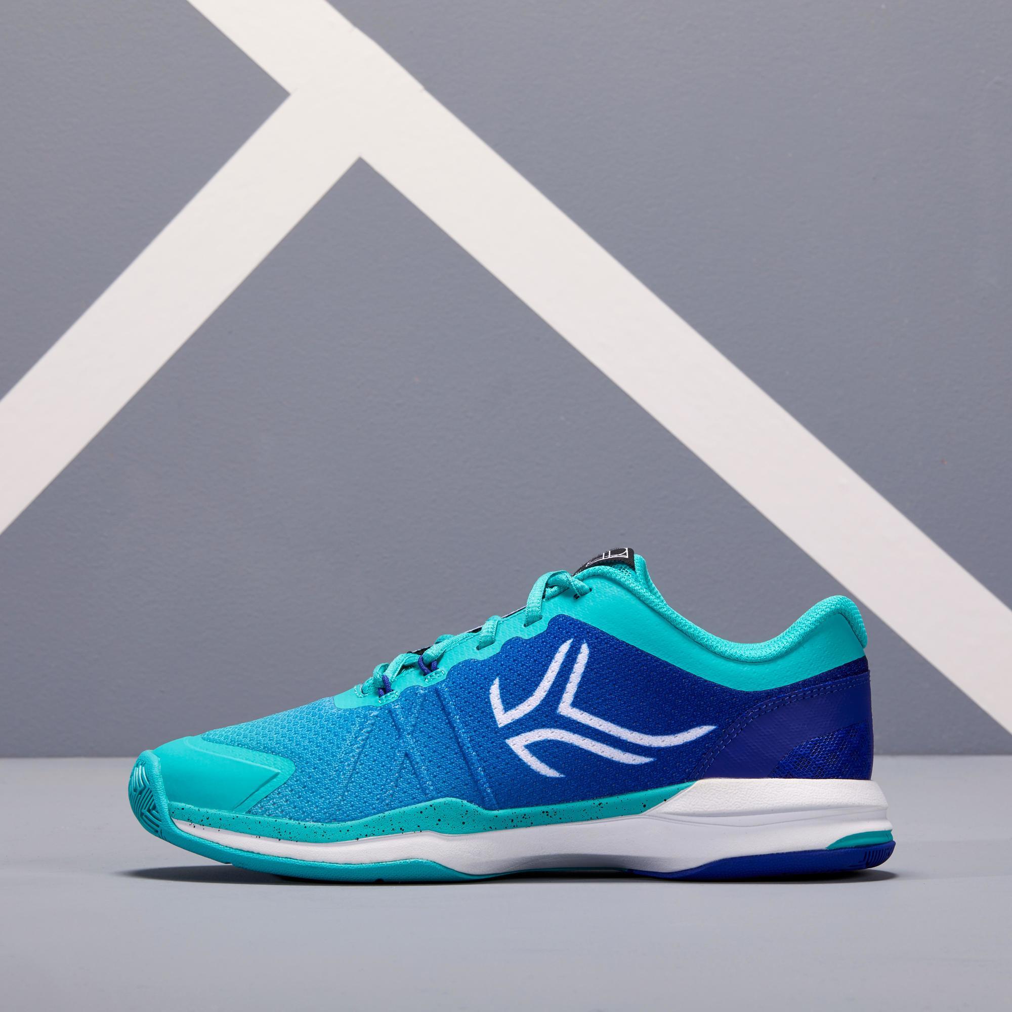aqua tennis shoes
