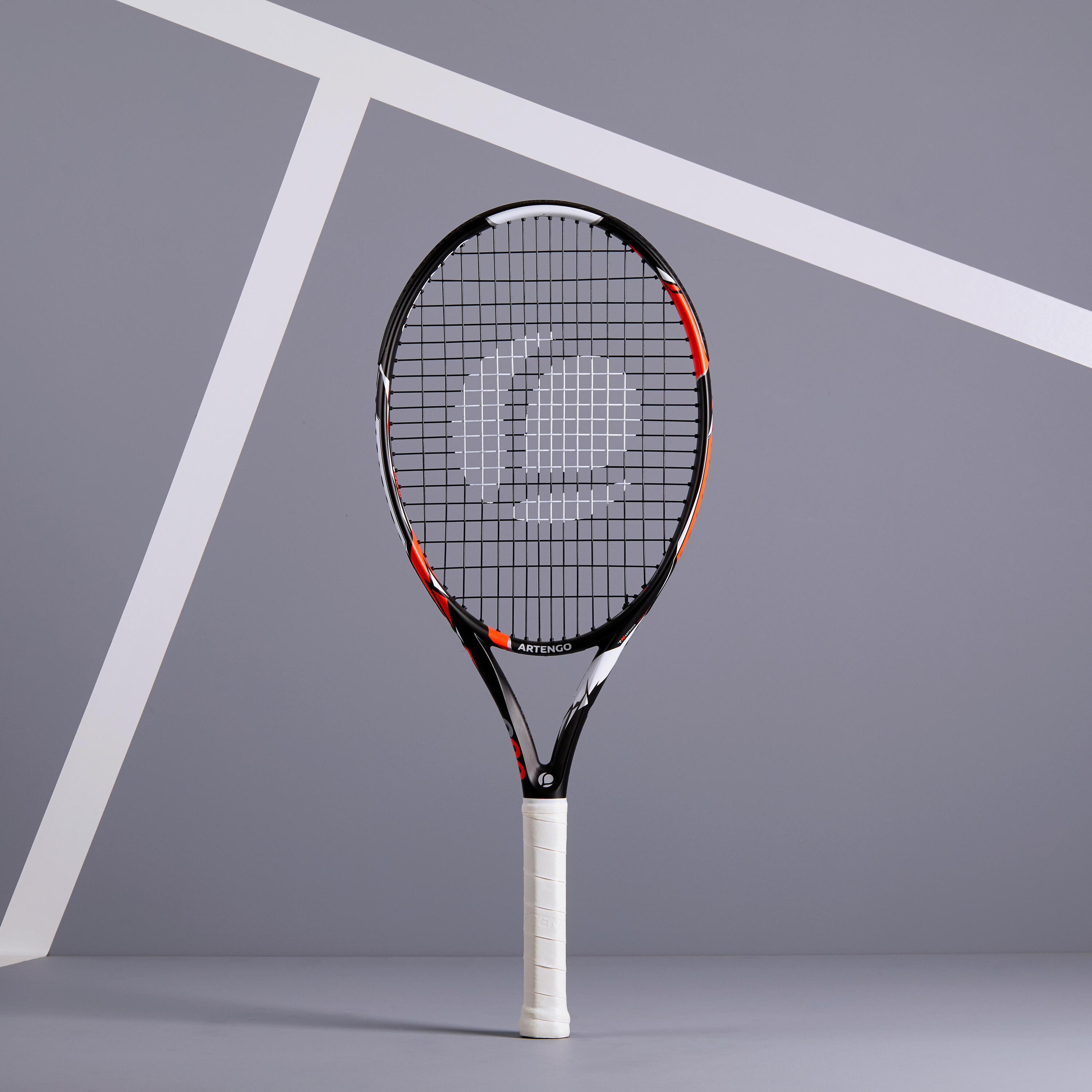 TR900 26 Kids' Tennis Racket - Black/Orange 1/10