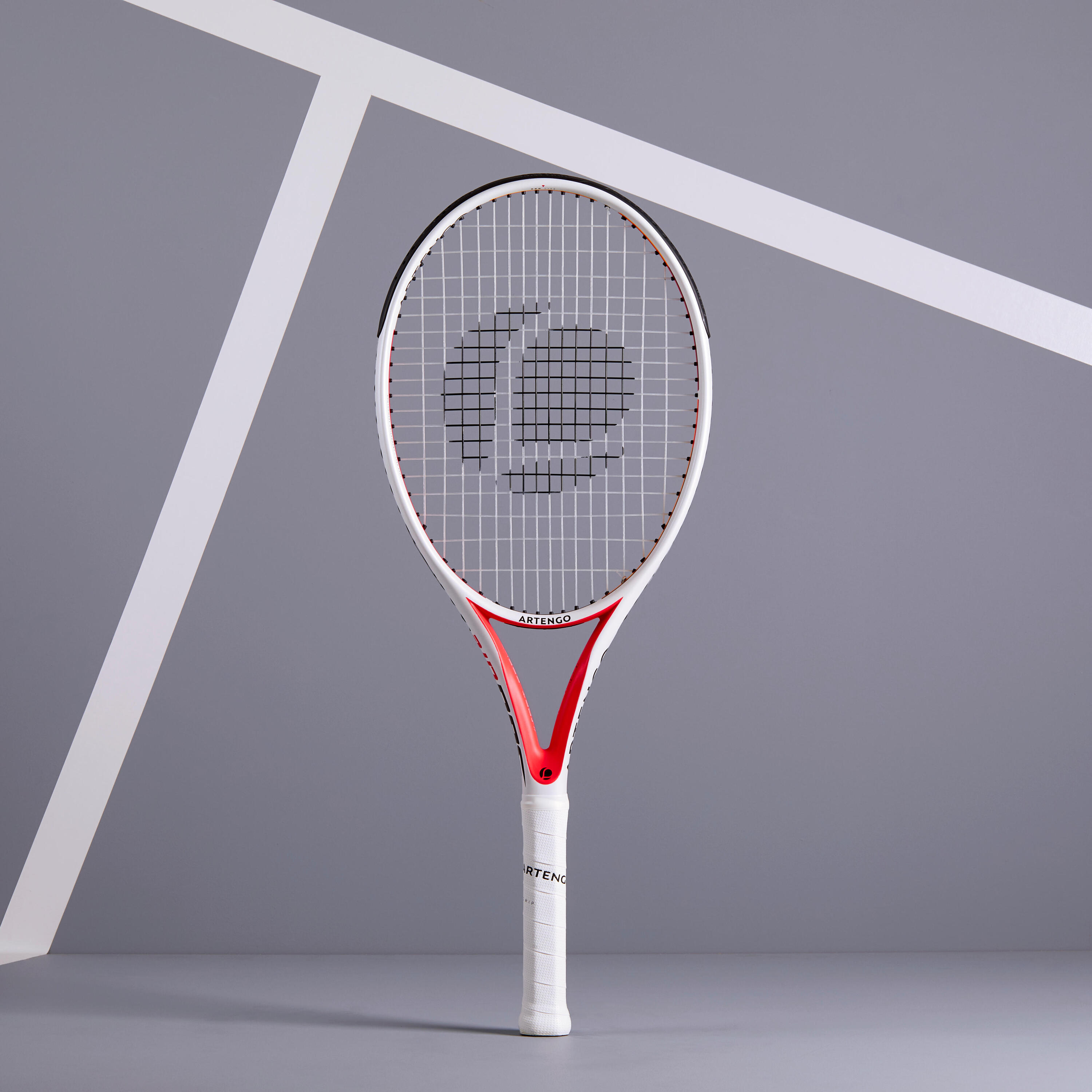 TR560 Lite Adults' Tennis Racket - White 2/13