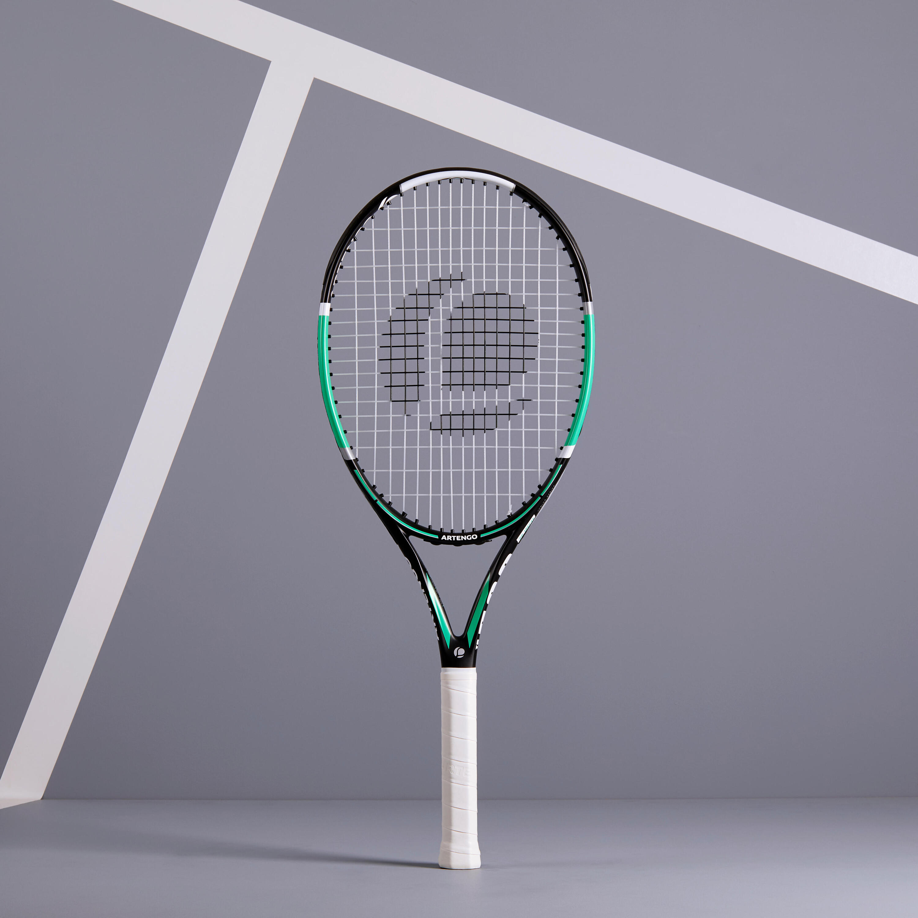 ARTENGO TR530 26 Kids' Tennis Racket - Black/Green