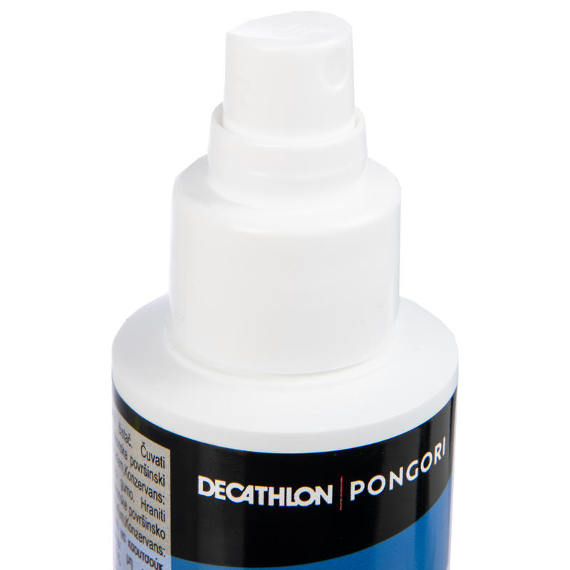 NETTOYANT REVÊTEMENT RAQUETTE - VAPORISATEUR ET ÉPONGE NETTOYANT REVÊTEMENT RAQUETTE - VAPORISATEUR ET ÉPONGE