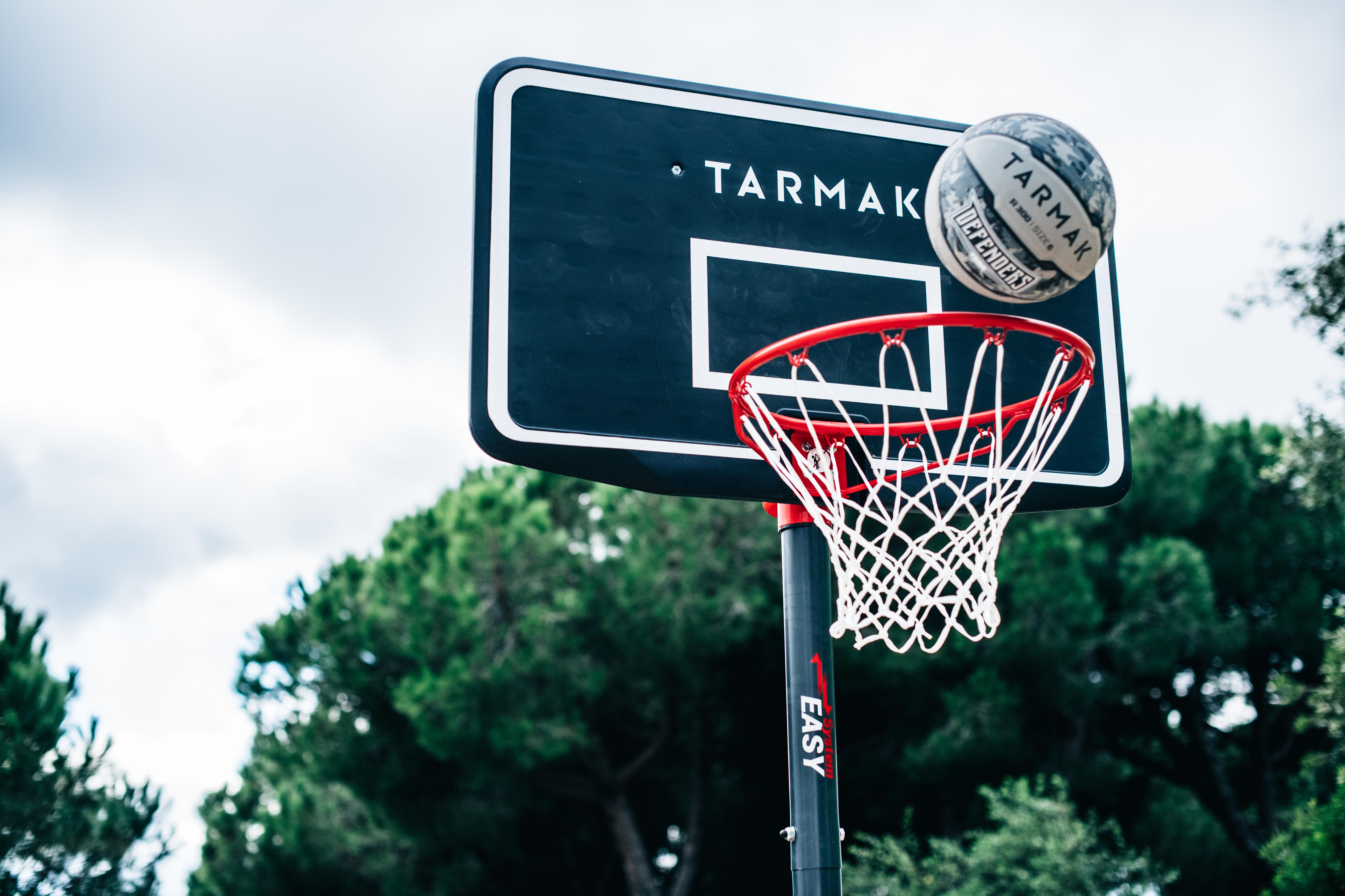 Panier de basket sur pied réglable à roulettes - B 100 Easy noir - TARMAK