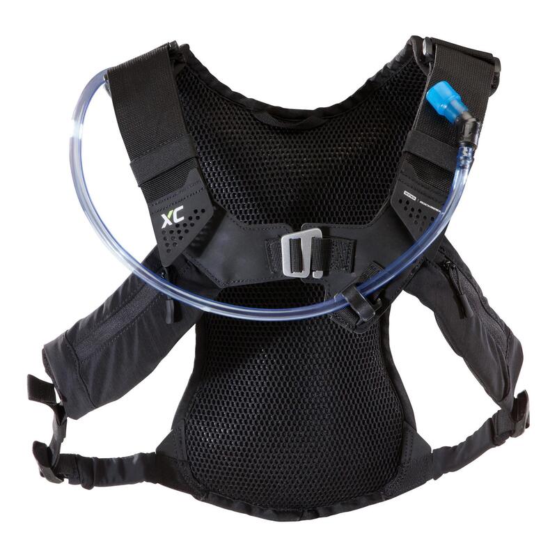 MOCHILA DE HIDRATAÇÃO BTT XC LIGHT 2,5L/2L Água PRETO