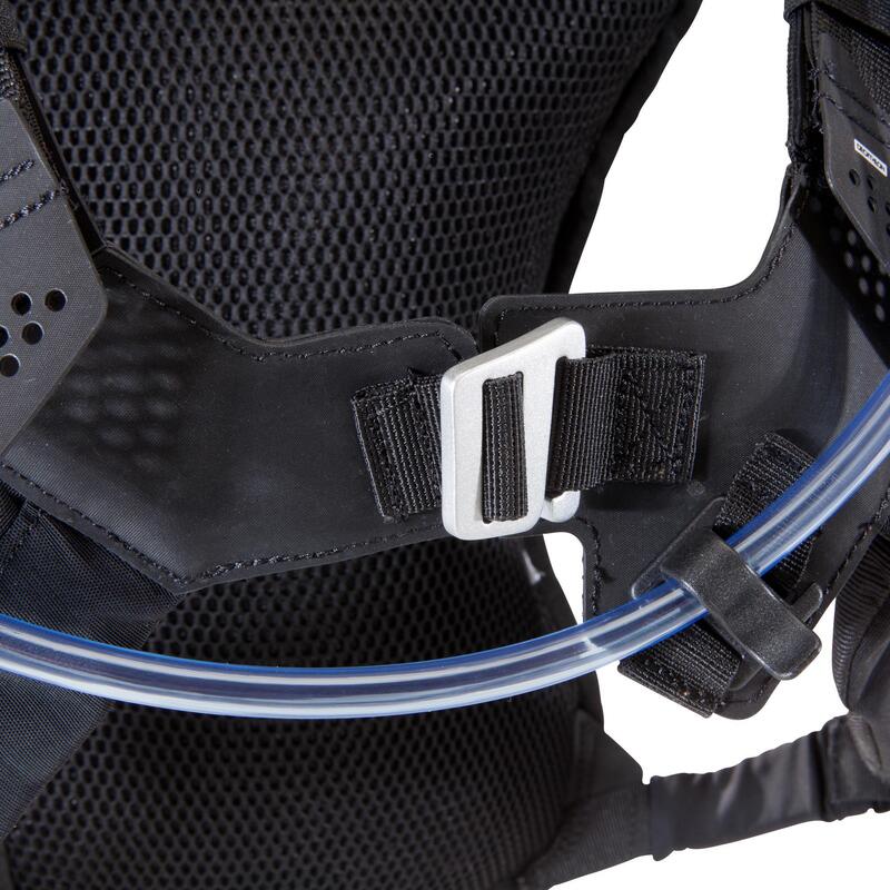 Mountain Bike Hydration Backpack XC Light 2.5L/2L Water Black ROCKRIDER Decathlon