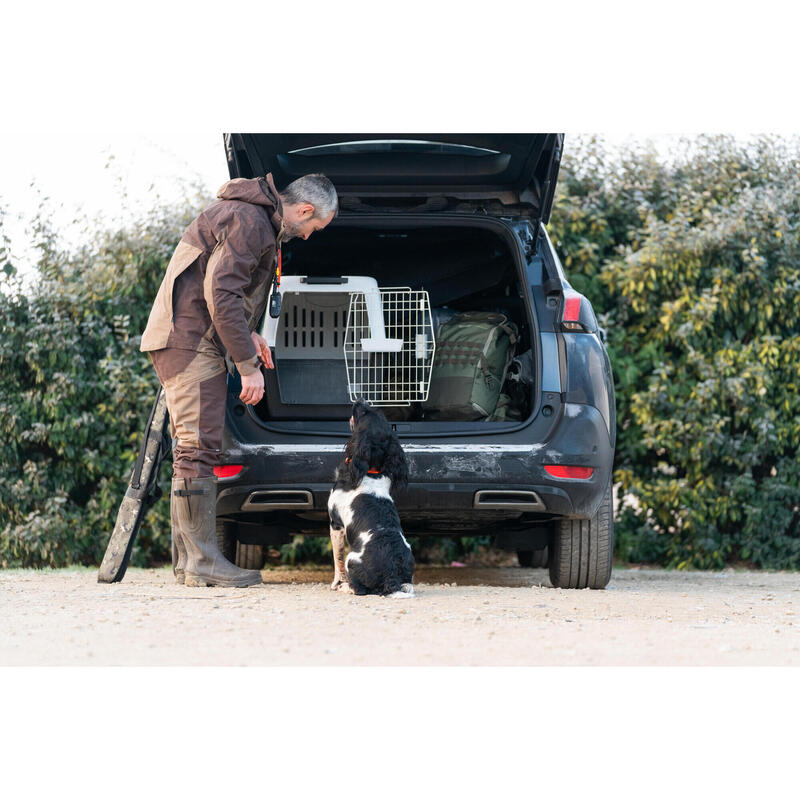 Feste Hundetransportbox für einen Hund Größe L 81 × 55,5 × 58 cm – IATA-Norm