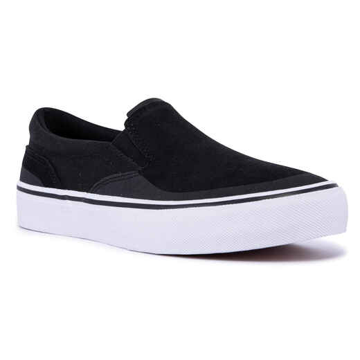 
      Vulca 500 Adult Low-Top Slip-On Skate Shoes - Black/White
  