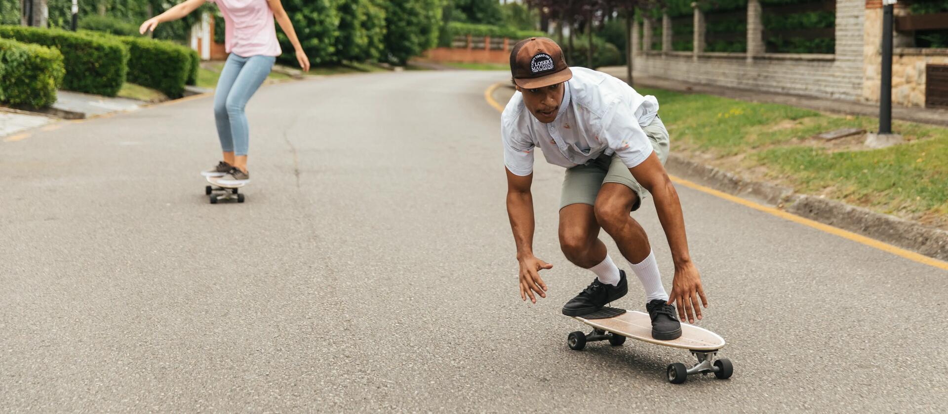 Cruising pe stradă cu longboardul carve 540 