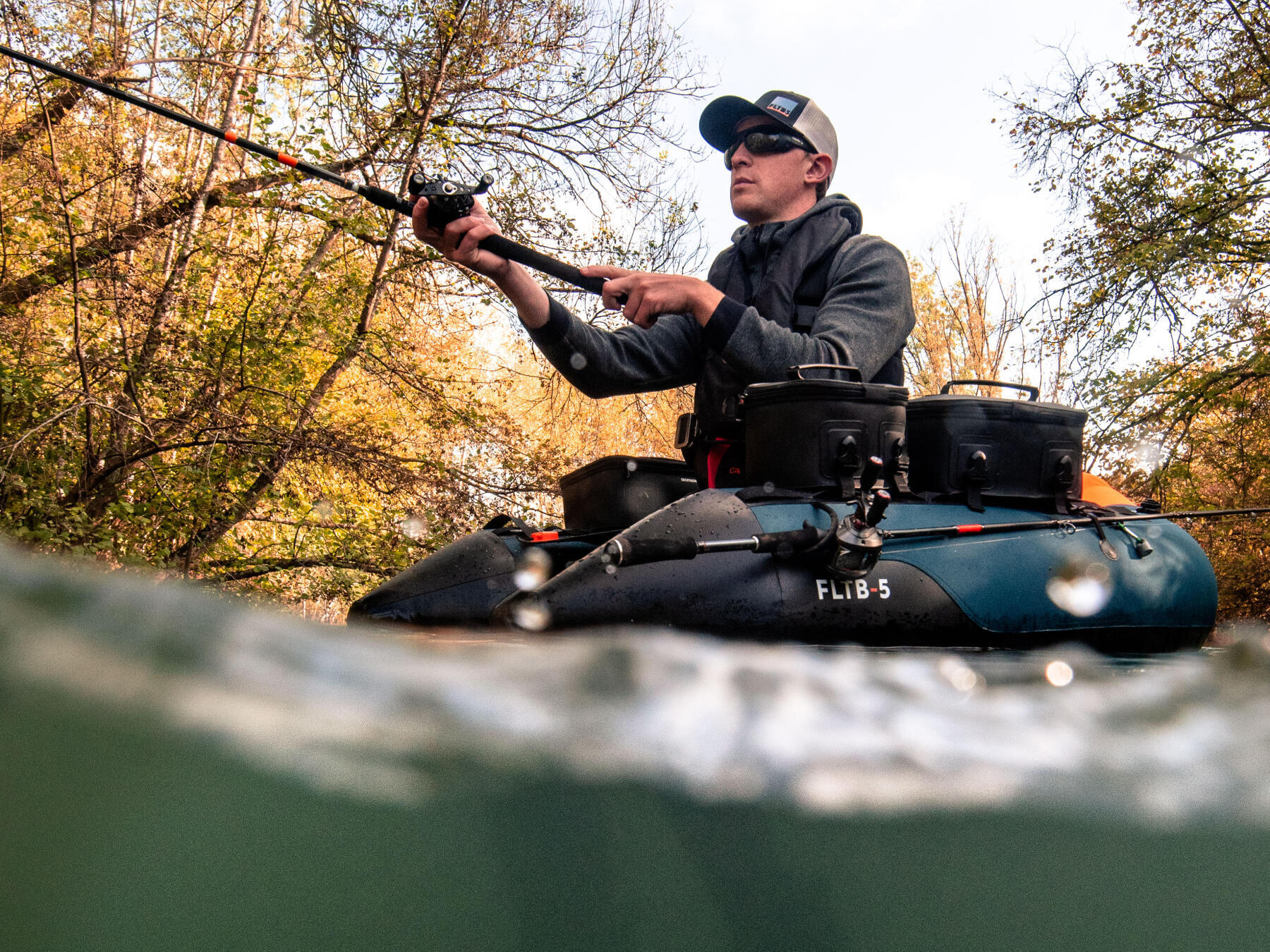 Comment débuter la pêche en float tube ?