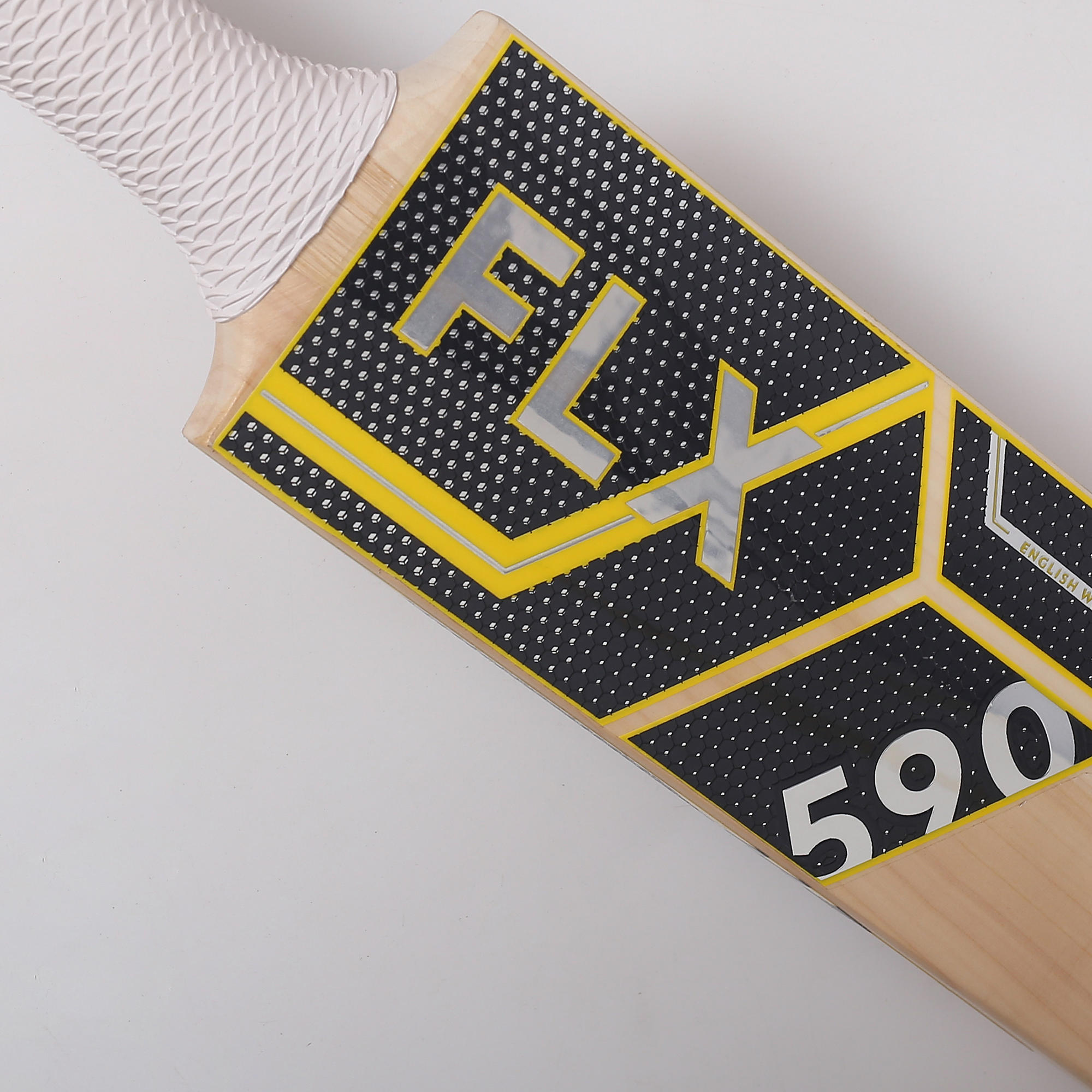 CRICKET BAT EW 590 BLACK