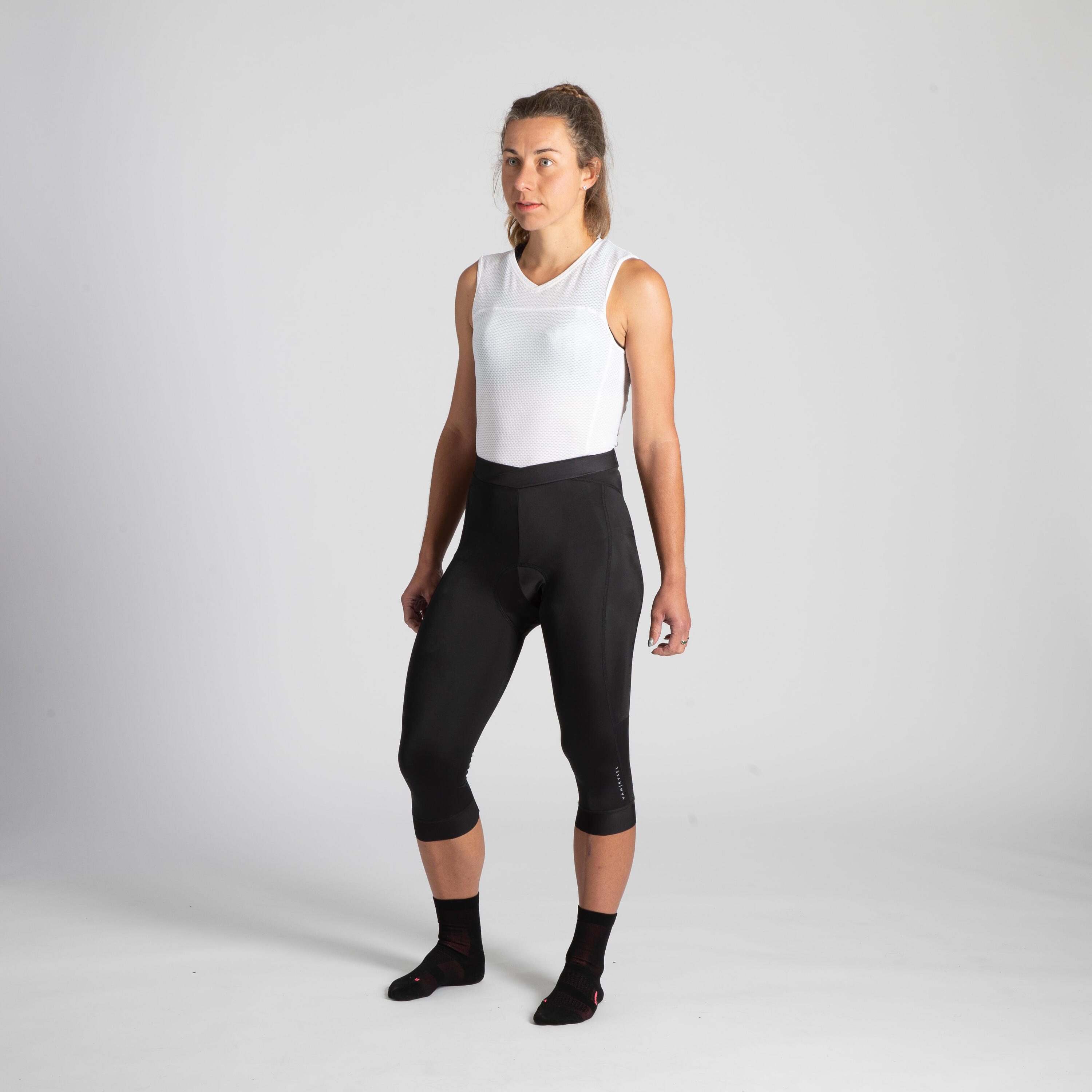 900 Women's Cropped Bibless Cycling Tights - Black 2/4