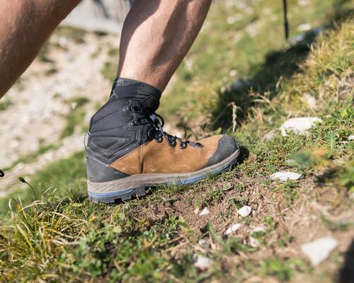 scegliere scarpe da trekking alte