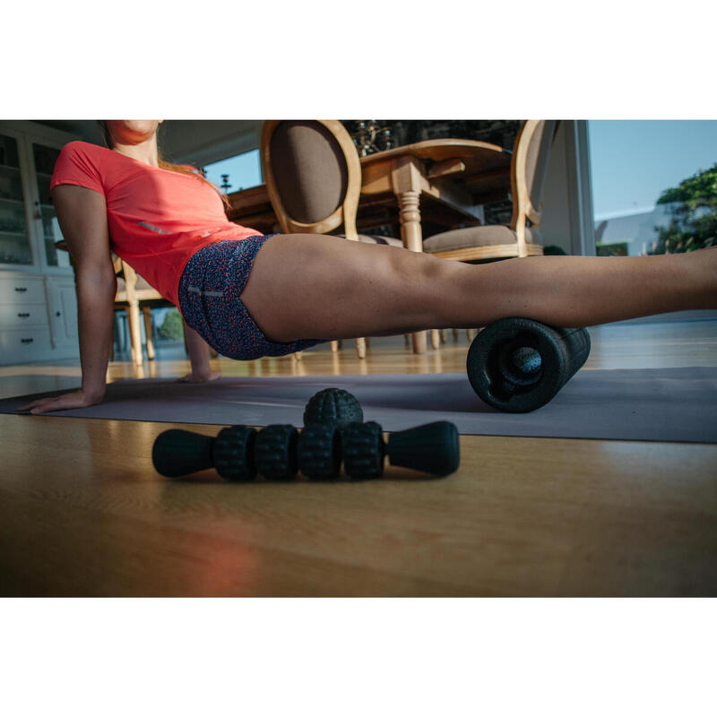 Balles Et équipement De Sport à Rouleaux En Mousse Dans Une Salle De Sport