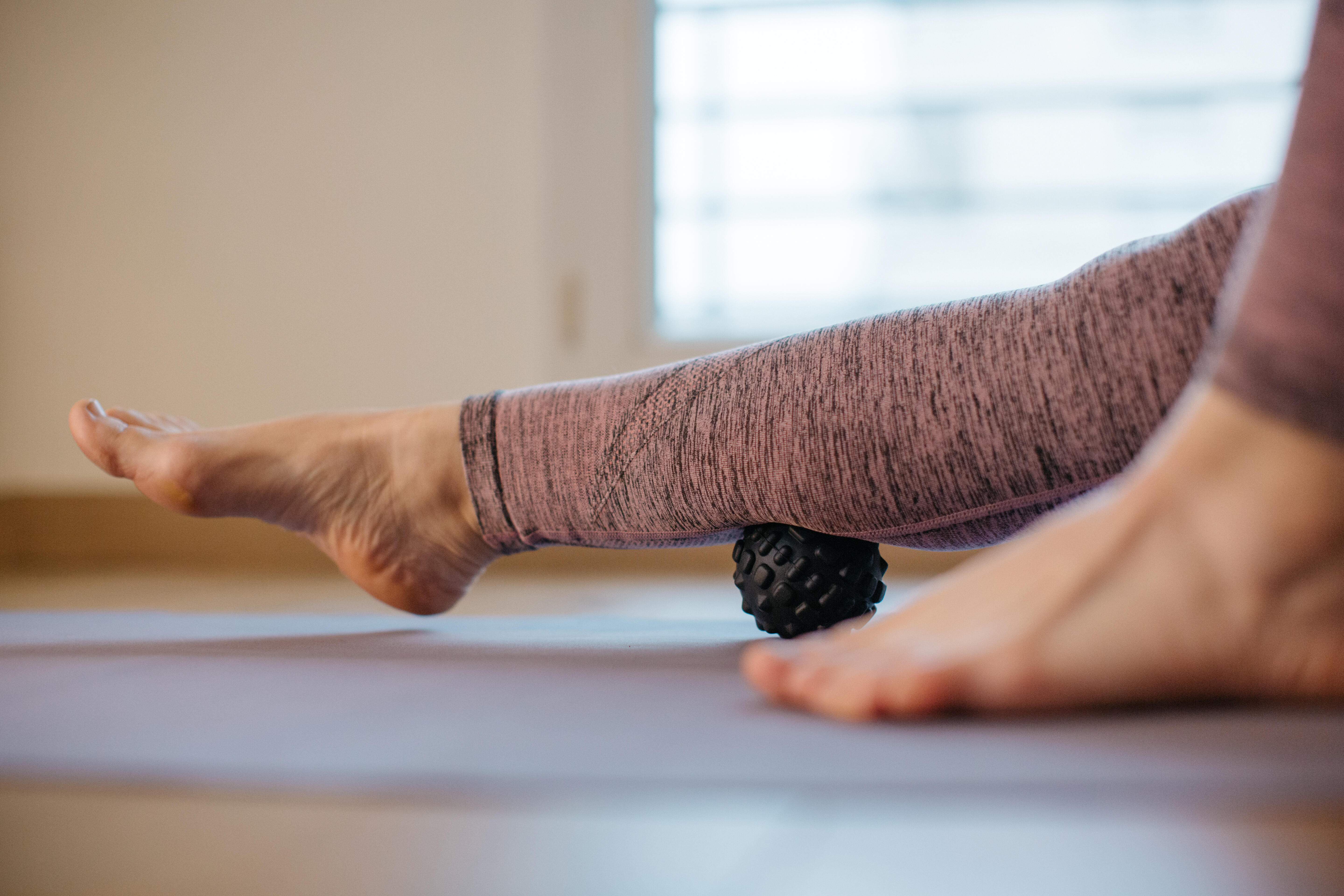 Petite balle de massage - noir - DECATHLON