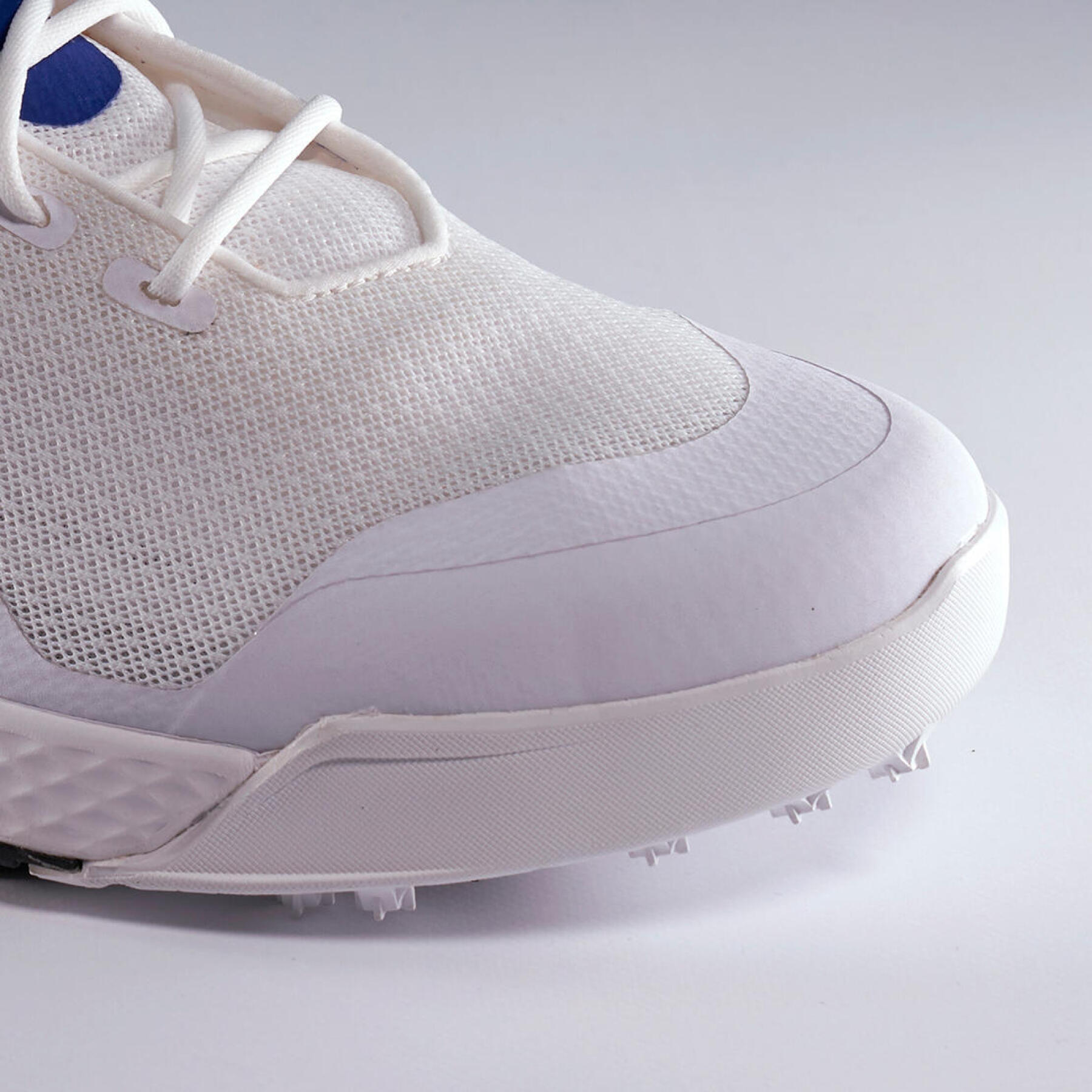 legerete-chaussures-golf