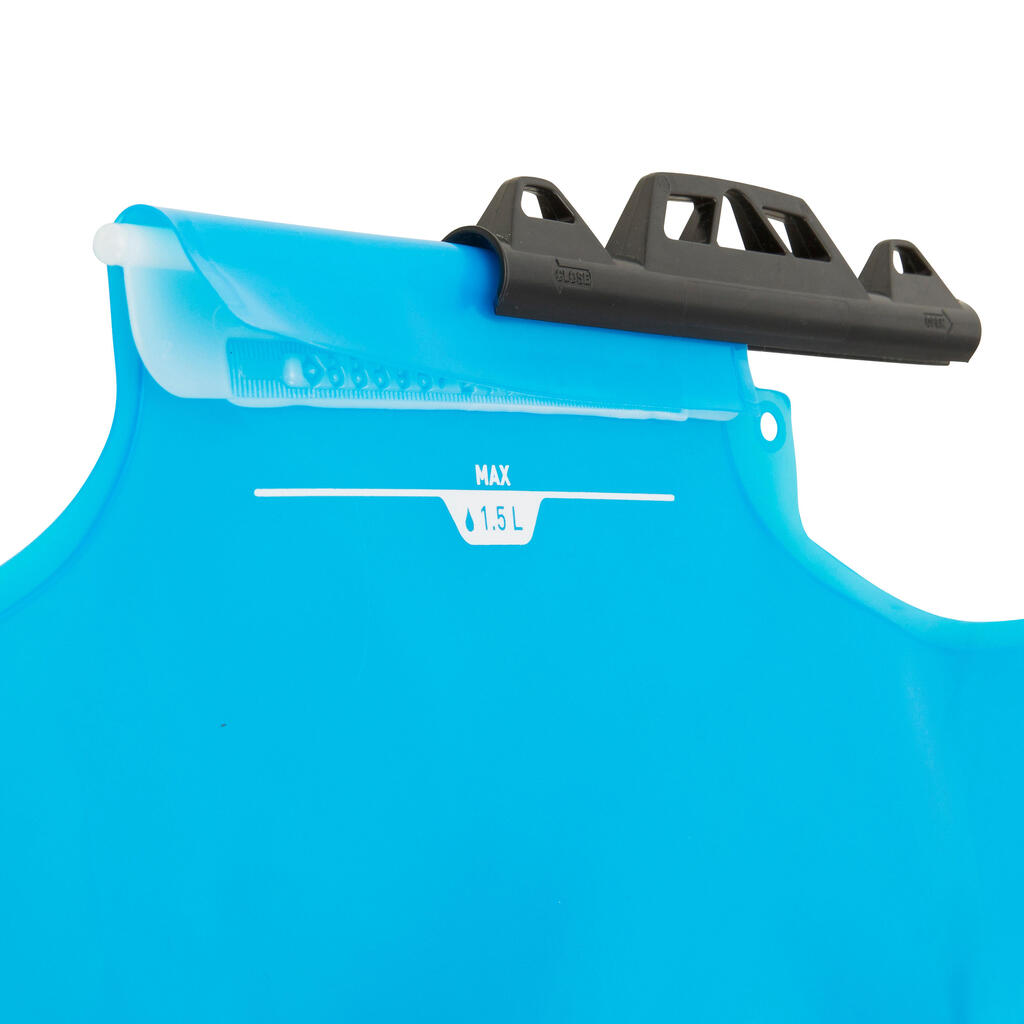 1.5 LITRE HYDRATION BELT FOR STAND-UP PADDLE RACING.