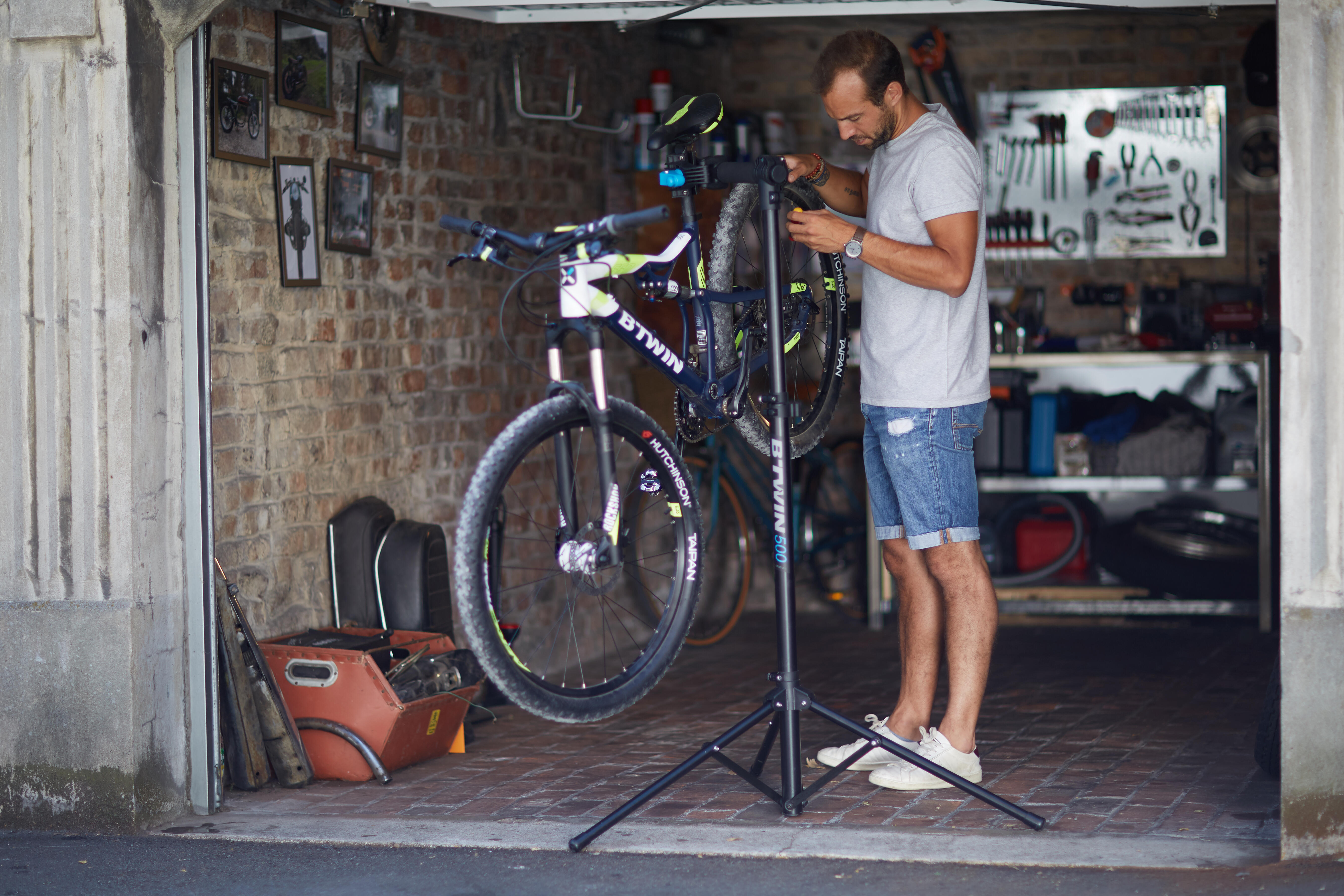 Pied d'atelier pour vélo, Entretien