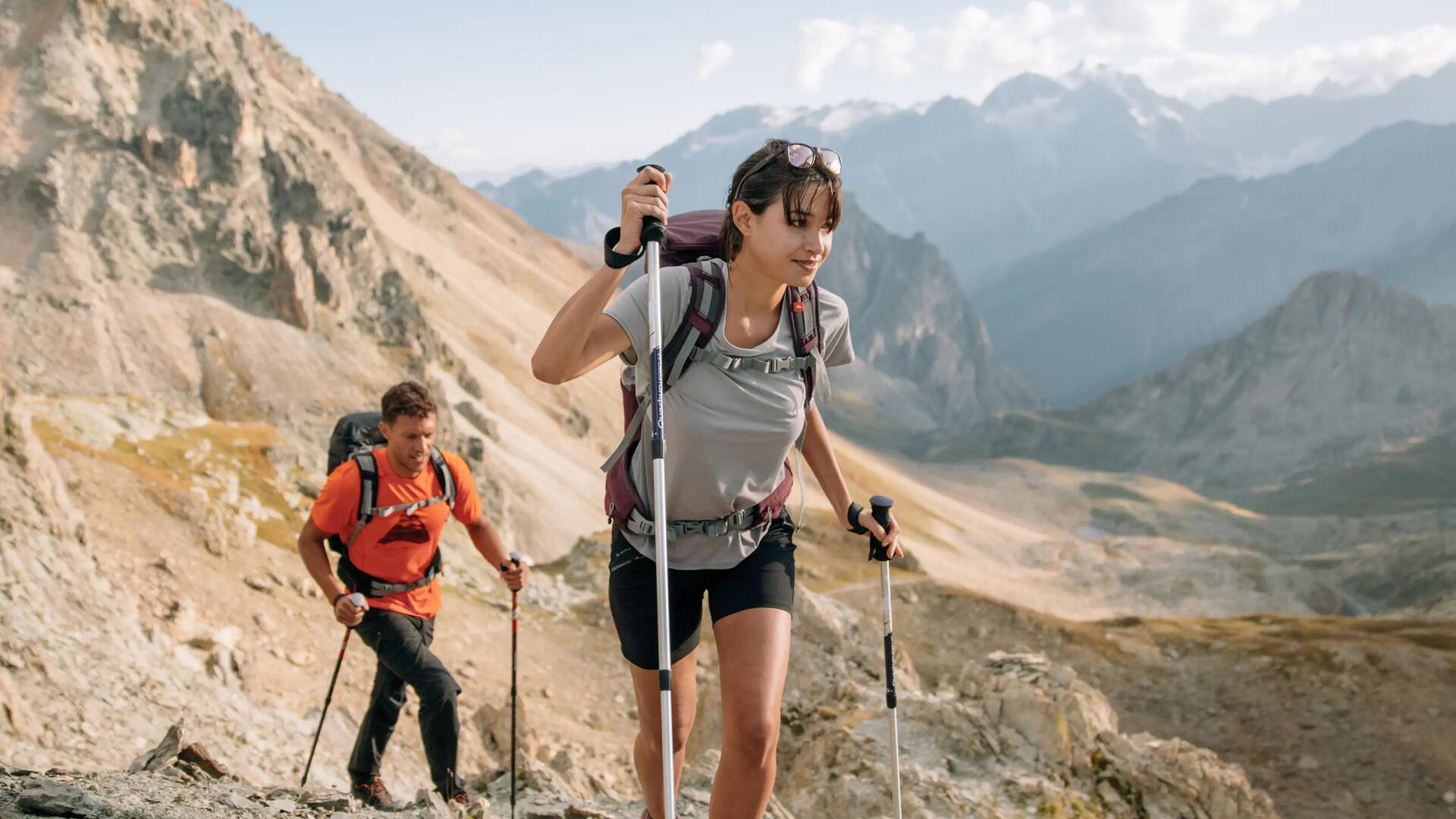 Mountain hiking shorts - MH500 - Women