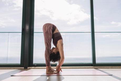 PRINCE DEBOUT UTTANASANA YOGA PRINCE DEBOUT UTTANASANA YOGA