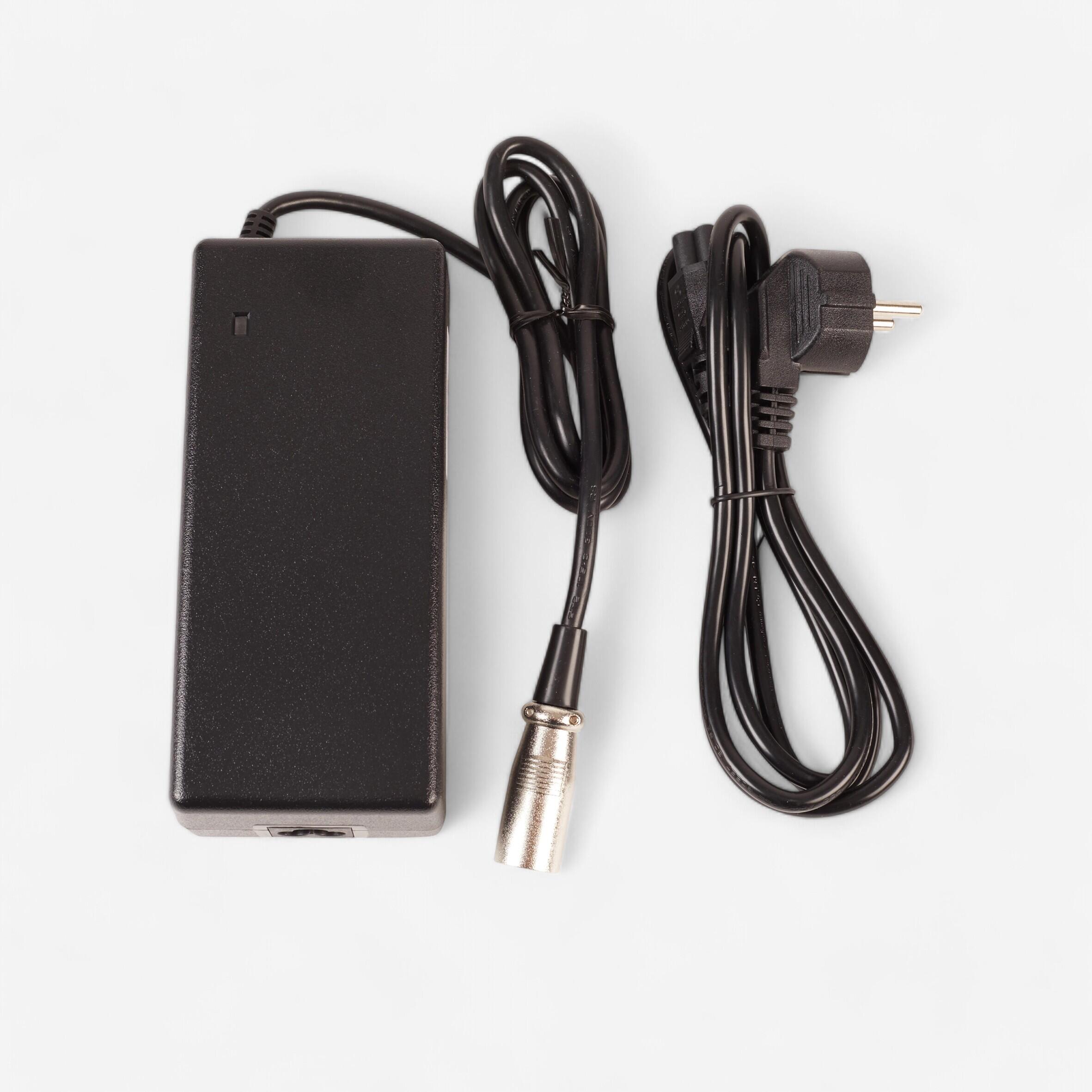 External Battery Charger 36V 2A DK-11 _ 4 Pins