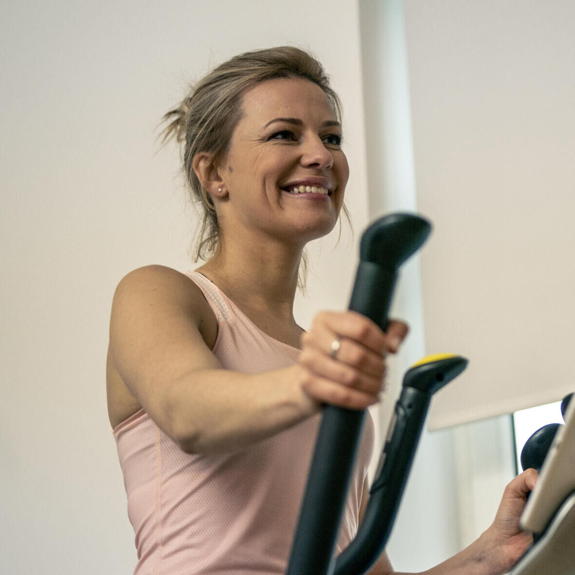 5 Tips to Never Miss a Cross Trainer Exercise Sesh