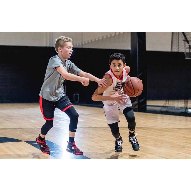 Driekwart tight baselayer basketbal voor halfgevorderde kinderen zwart