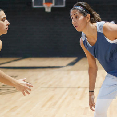cc-choisir-tenue-femme-basketball