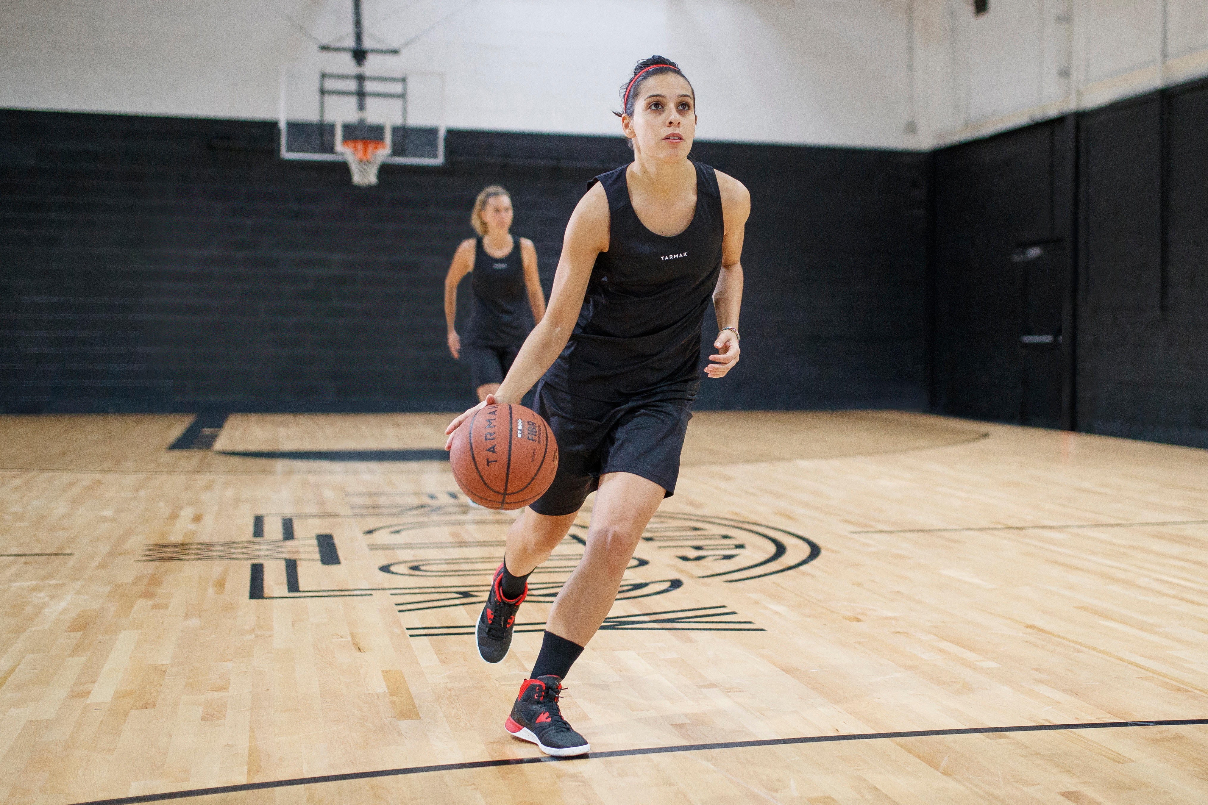 SHORT DE BASKETBALL FEMME NOIR SH100 Decathlon