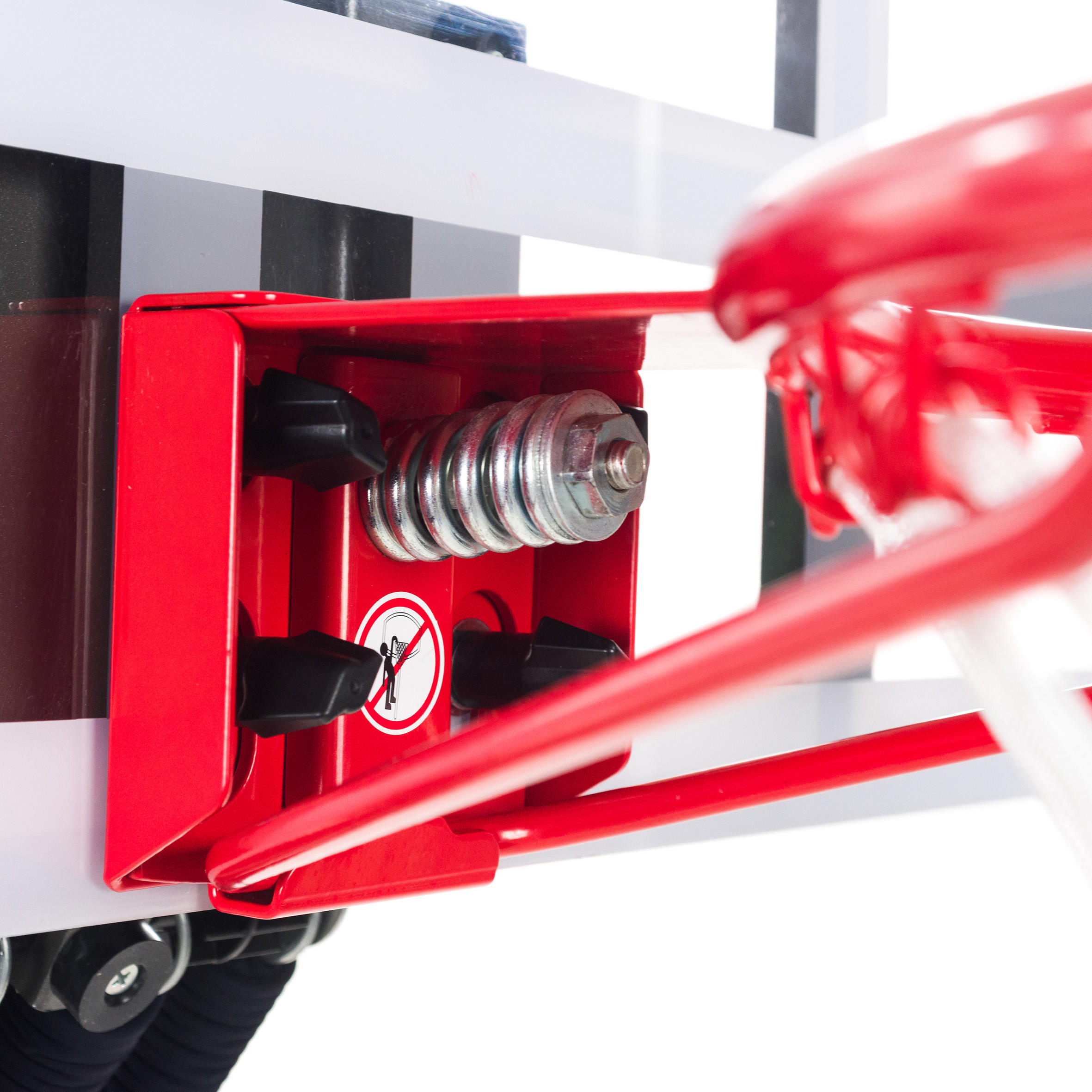 Basketball Standing Backboard B900. Sets up and stores in 2 minutes