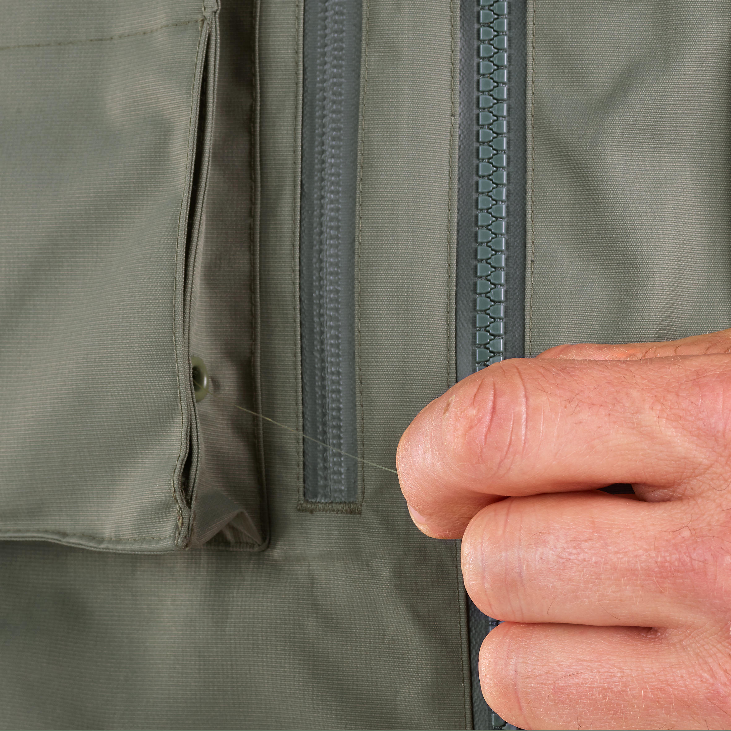 Waterproof fishing jacket 500 Khaki 6/8