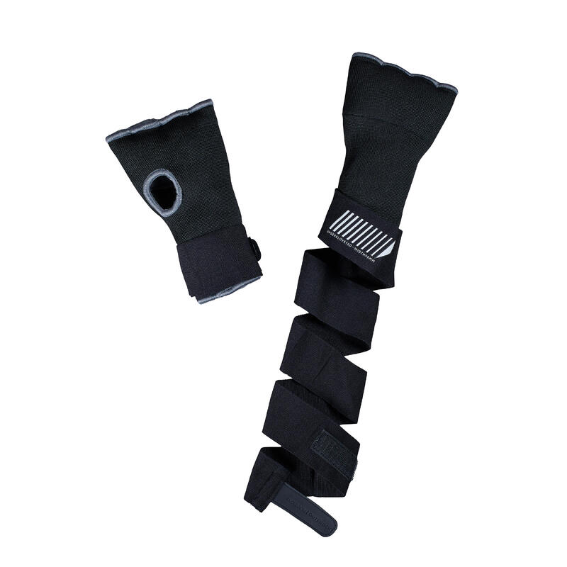 Sous gants de boxe