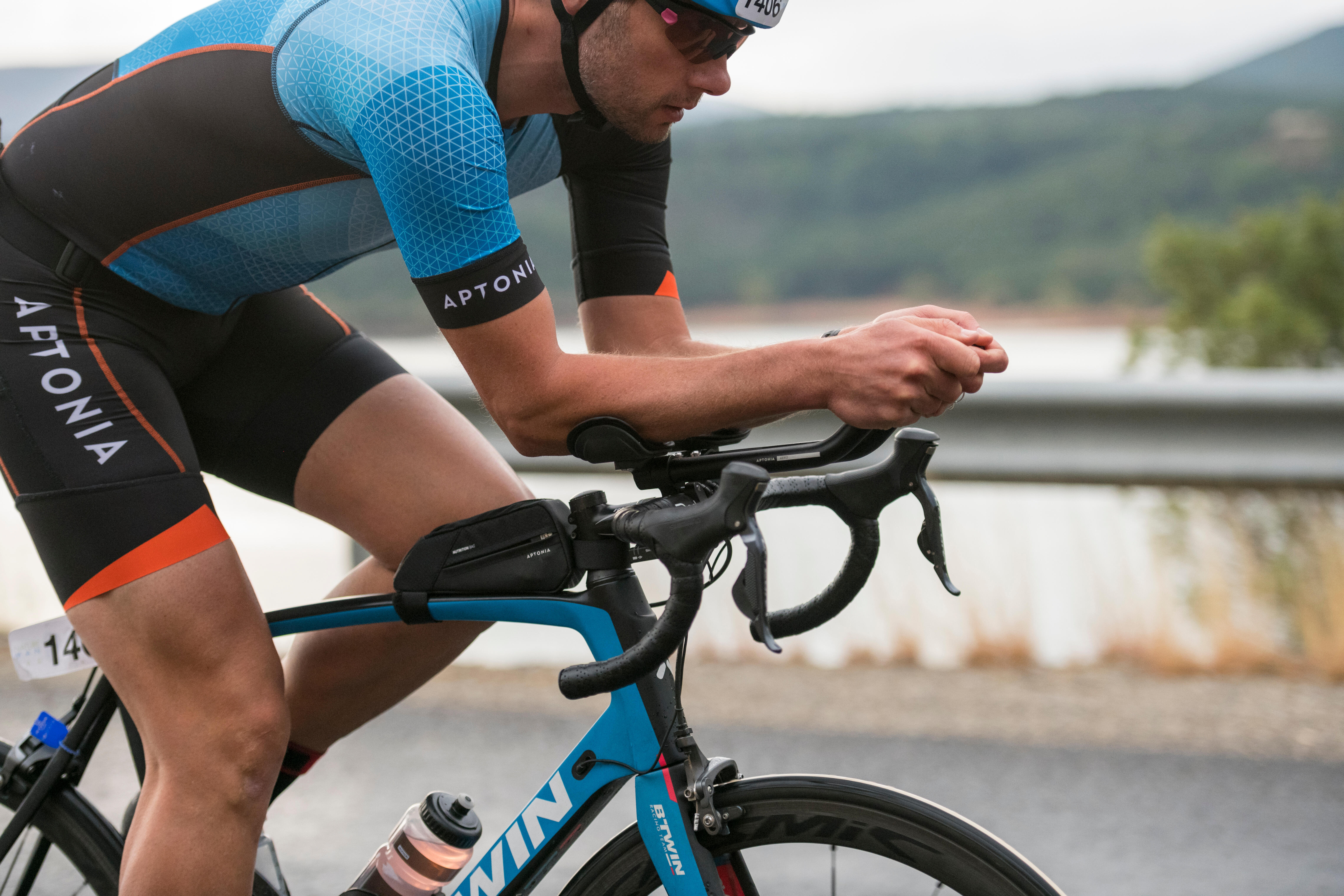 АЭРОБАР ДЛЯ ТРИАТЛОНА НА ДЛИННЫЕ ДИСТАНЦИИ APTONIA