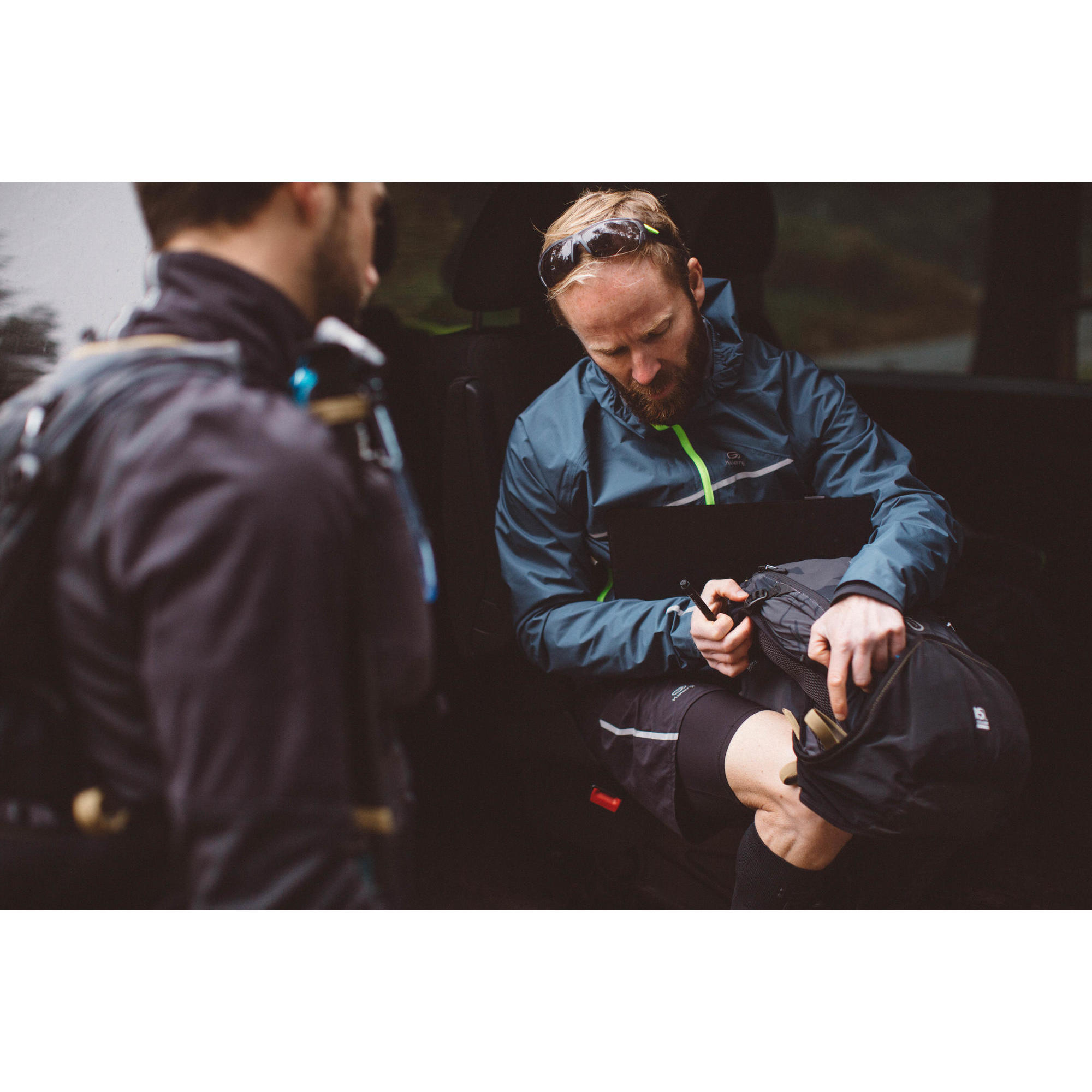 waterproof running jacket decathlon