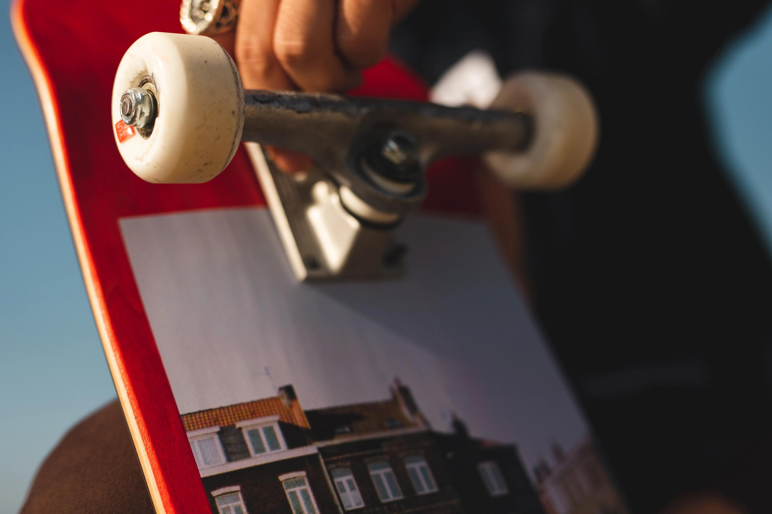 Skateboardová deska z javoru DK120 Greetings 8,5" červená  14/17