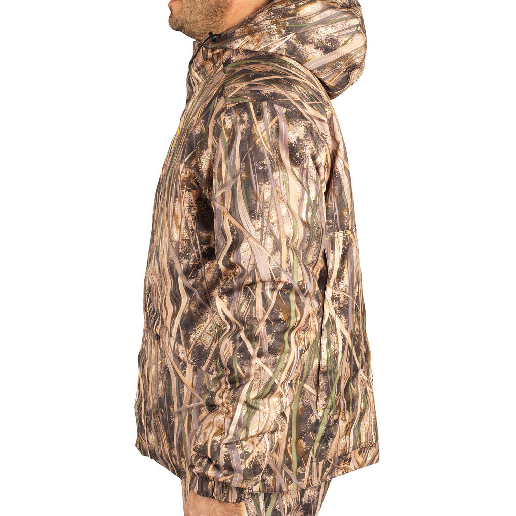 Hrejivá a vetruvzdorná poľovnícka bunda 100 s maskovaním s motívom močiara