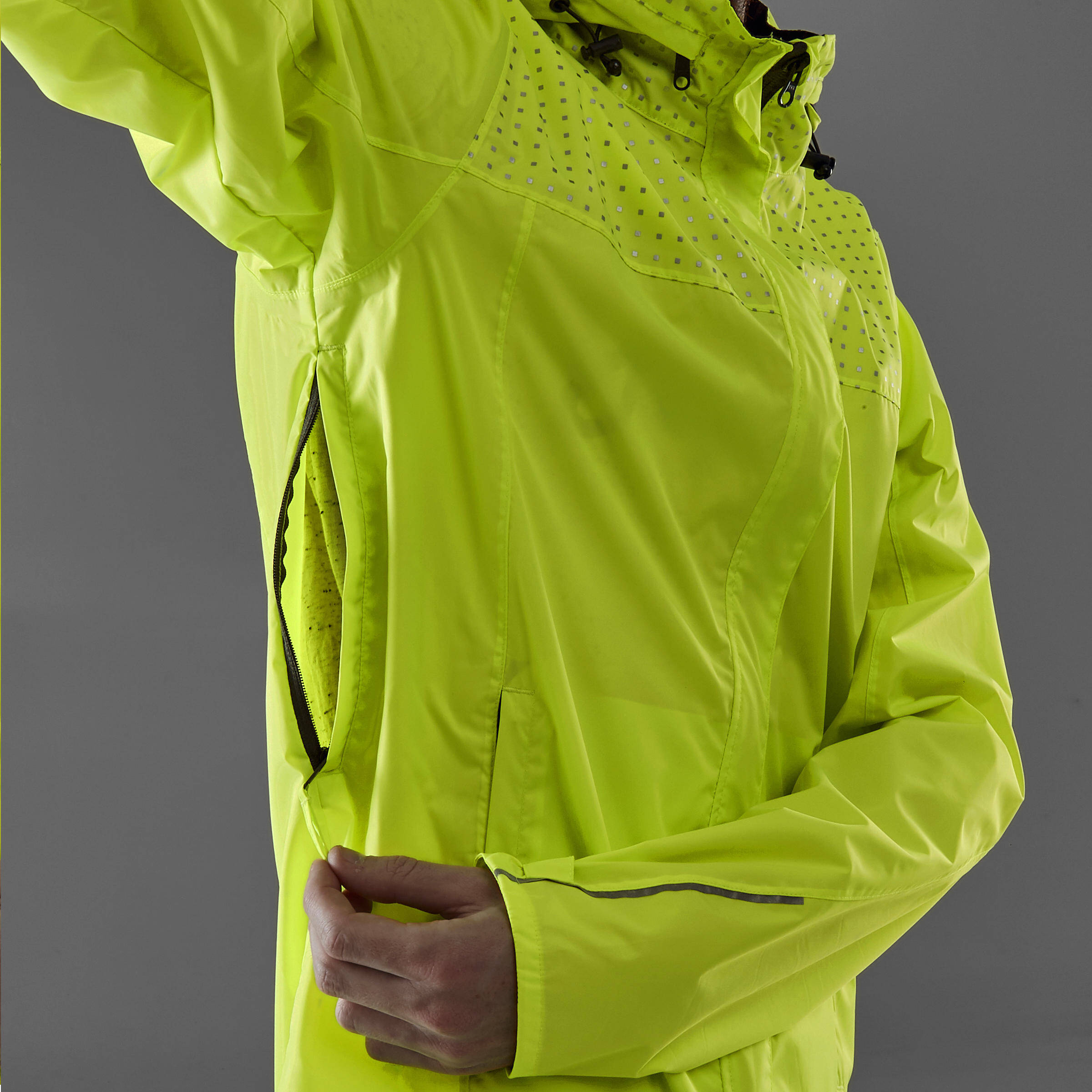 100 Cycling Rain Jacket - Neon Yellow -  5