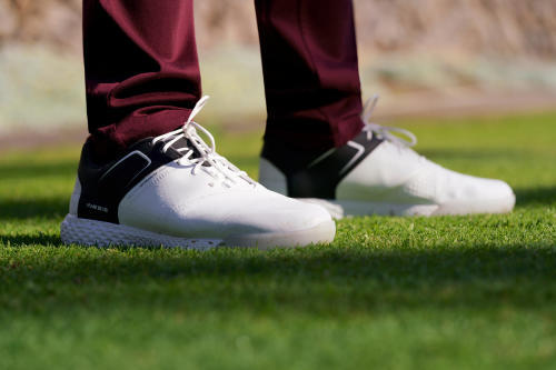 Come prendersi cura delle scarpe da golf?