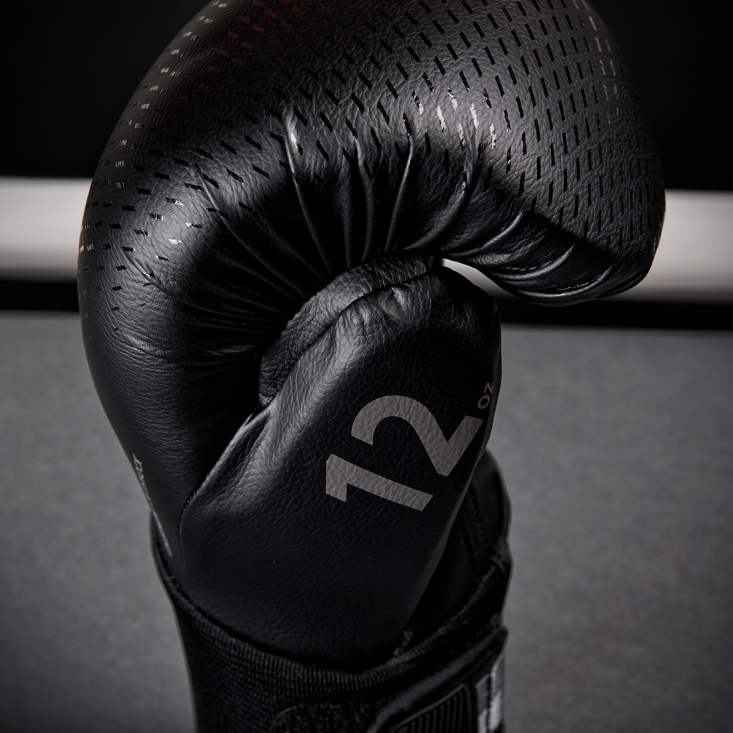 boxing gloves and pads decathlon