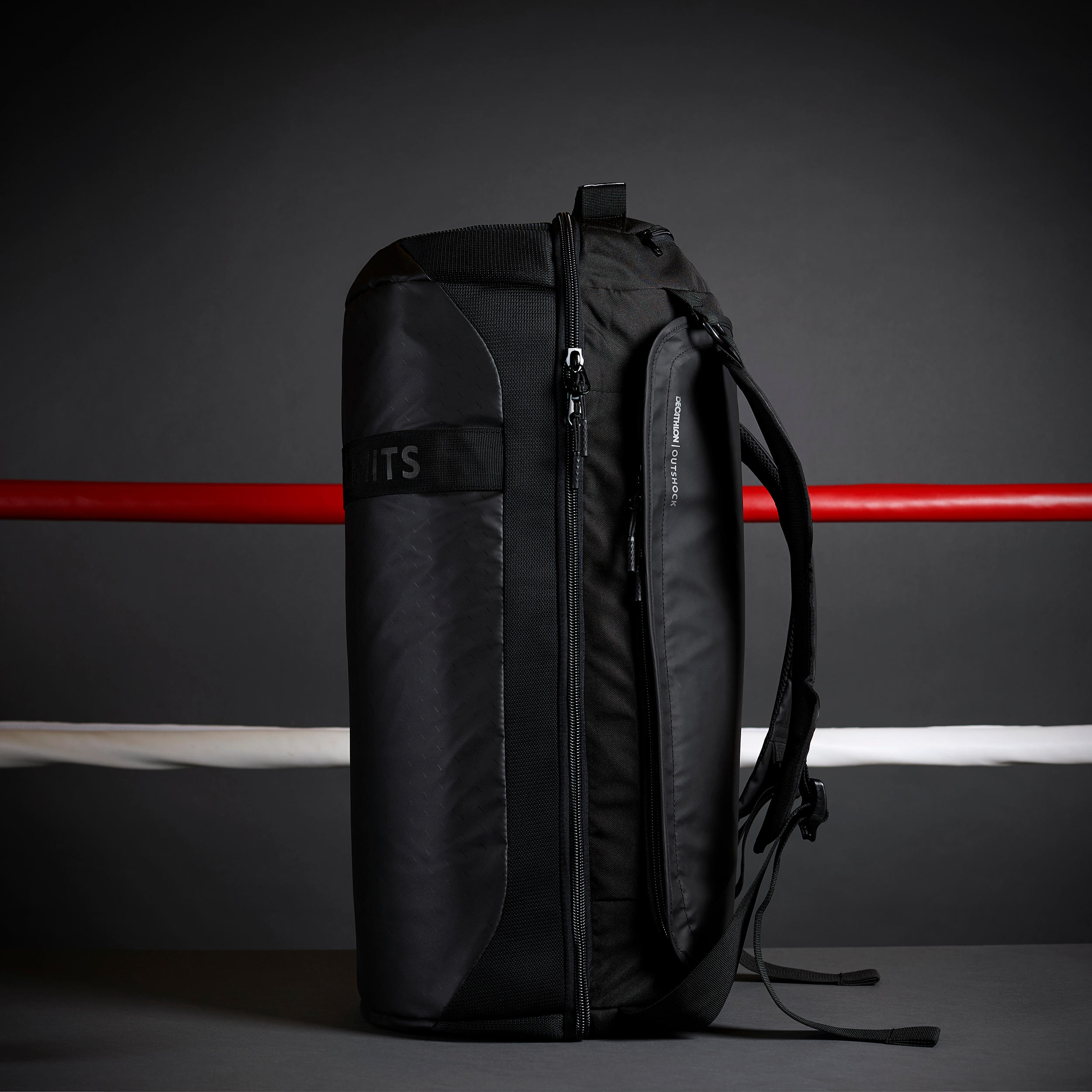 Bolsa/mochila para deportes de combate 900 60 L negra 10/10
