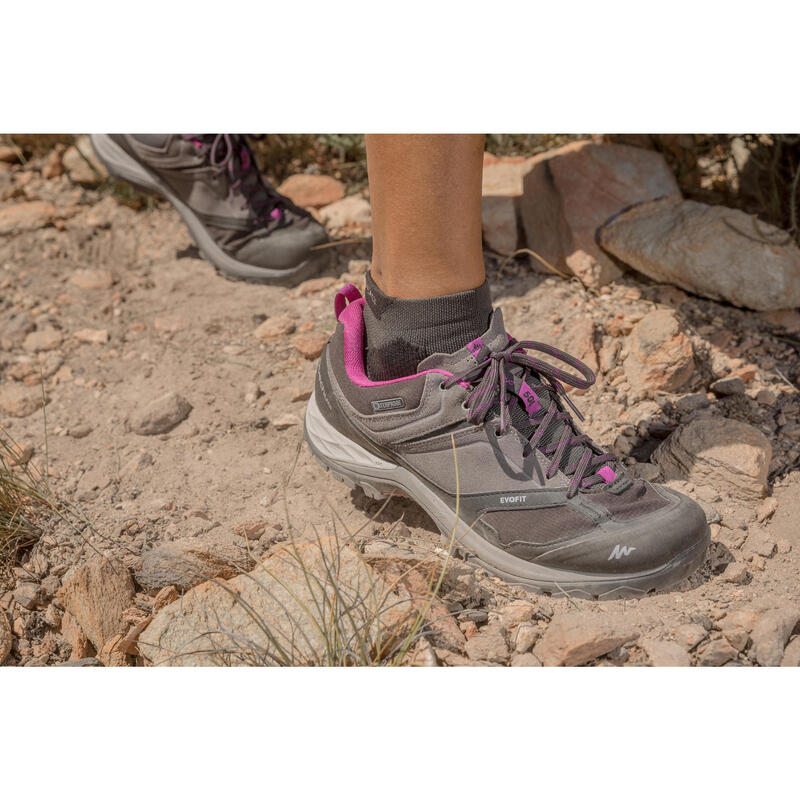 Zapatillas de montaña y trekking impermeables Mujer Quechua MH500