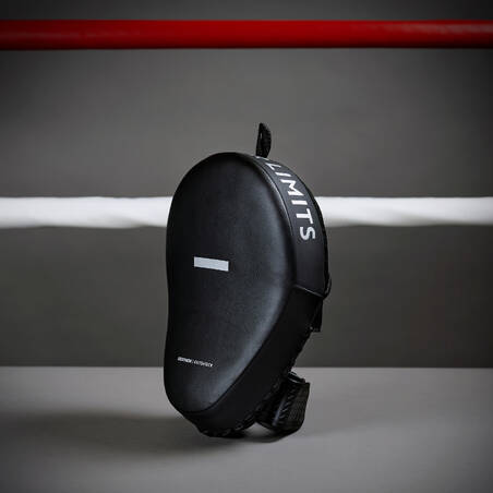 500 Curved Punch Mitts with Fastener Strap - Black