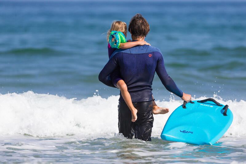 Surfen met je kind : elke leeftijd heeft zijn eigen pleziertjes