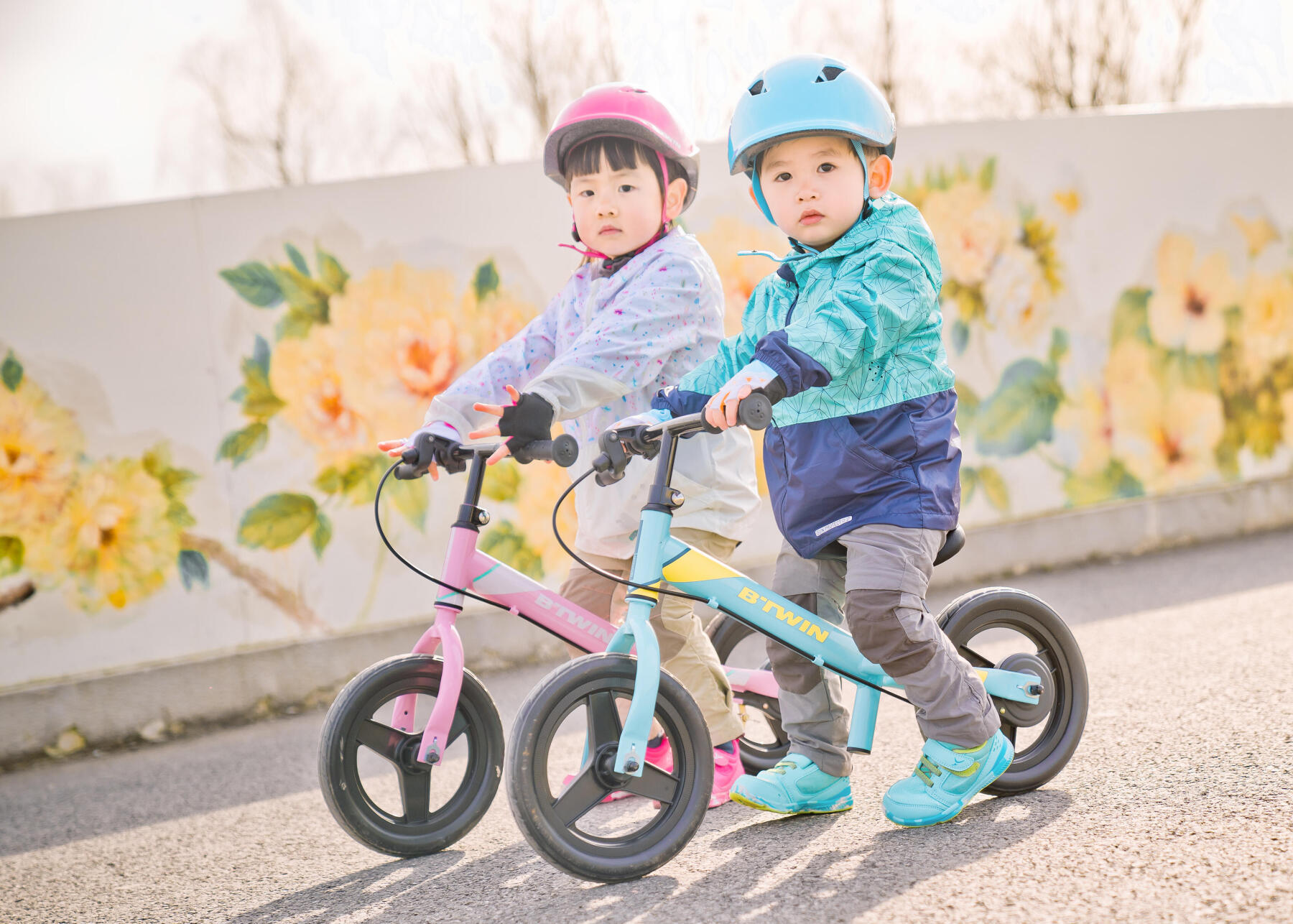 KIDS BALANCE BIKES