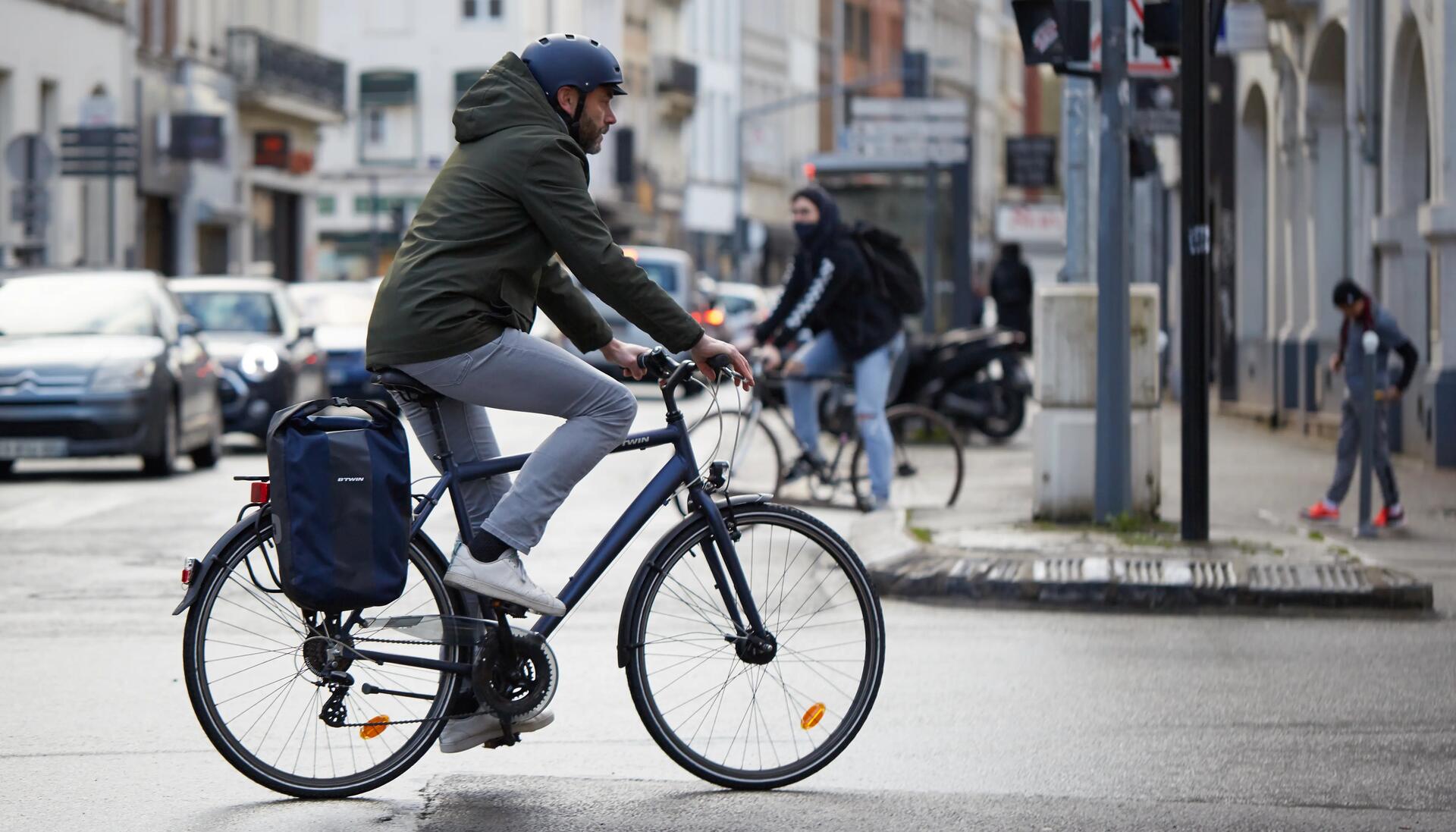 WEB_dsk,mob,tab_sadvi_int_TCI_2018_URBAN CYCLING[8385332]cc mand of tas stadsfiets