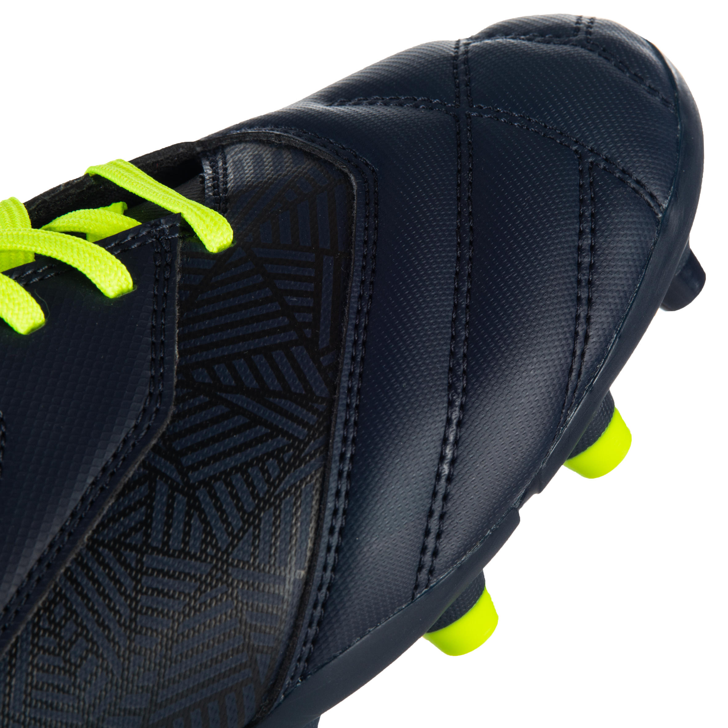 rugby shoes decathlon