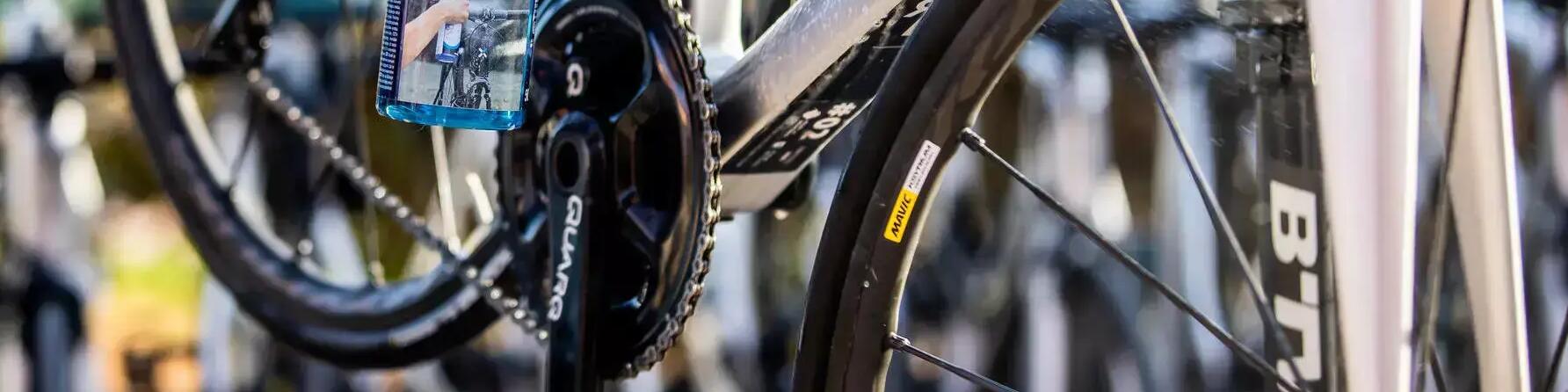 Road bike cleaning sales and maintenance