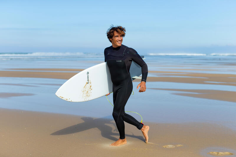 Comment choisir une combinaison de surf ? 