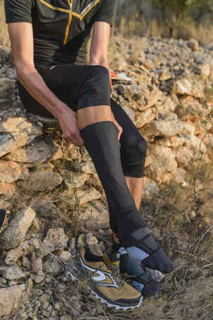 Protective gaiters for orienteering