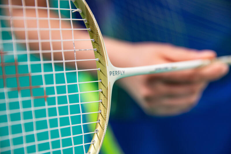 Hoe kies ik mijn badmintonbesnaring?