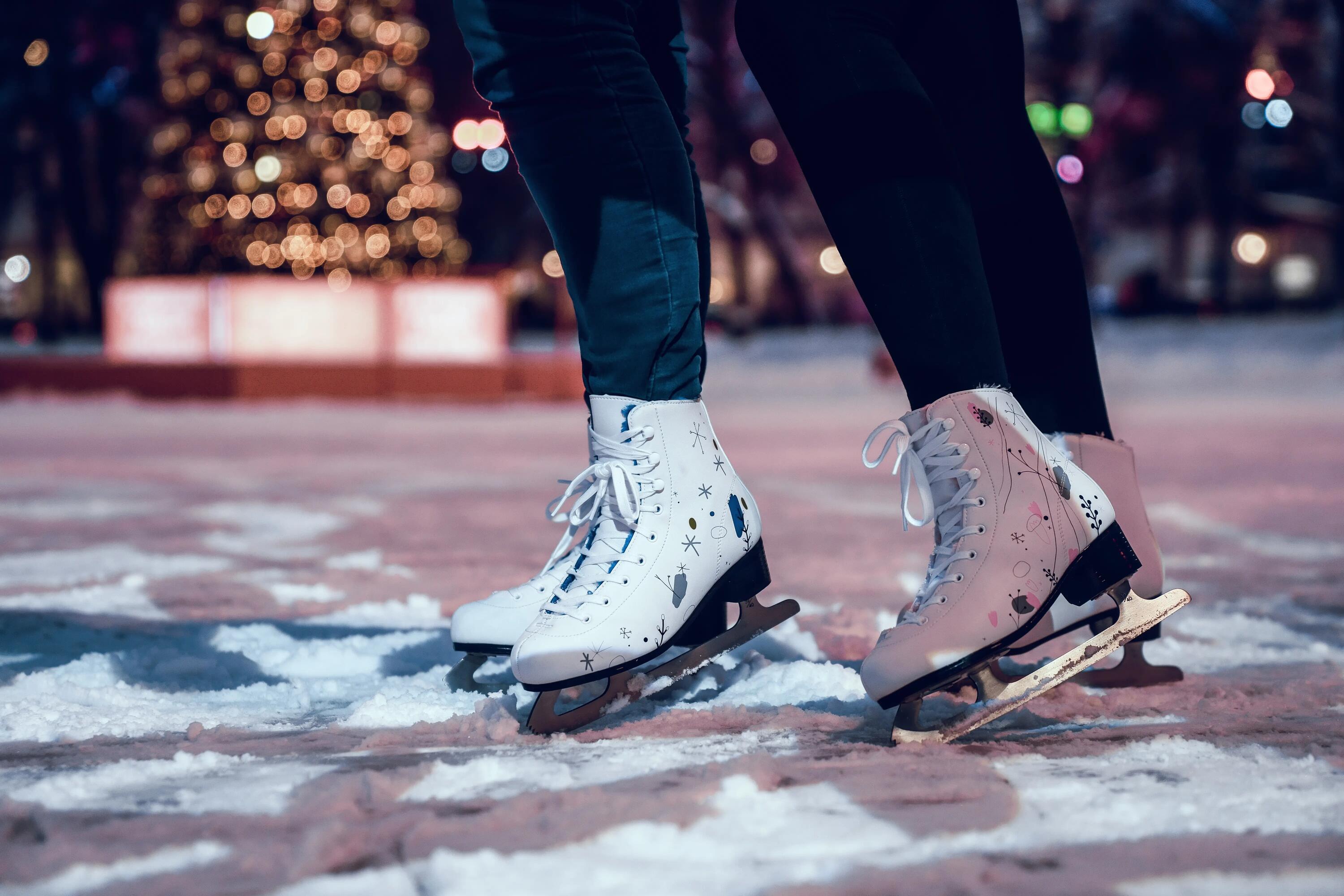 120 Warm Women's and Girls' Ice Skates 10/12